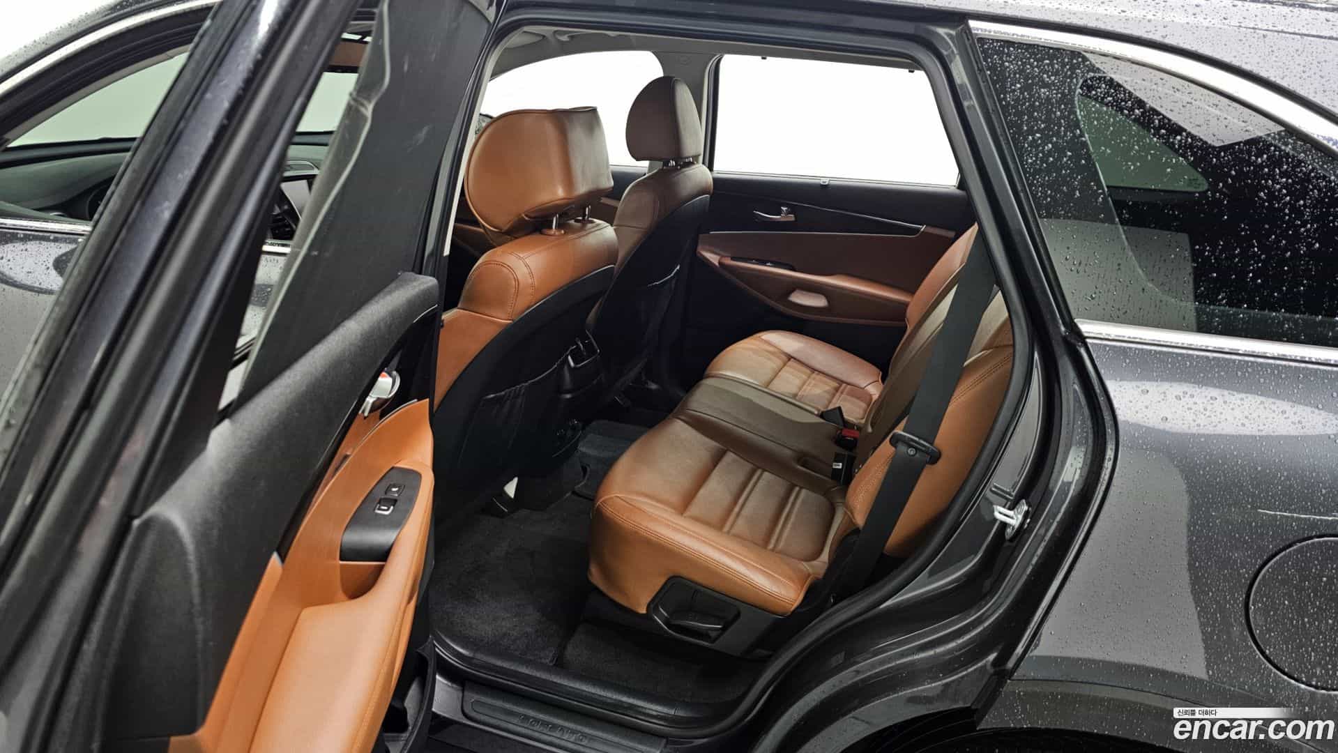 Sorento Kia 2018.2-OPTION-015