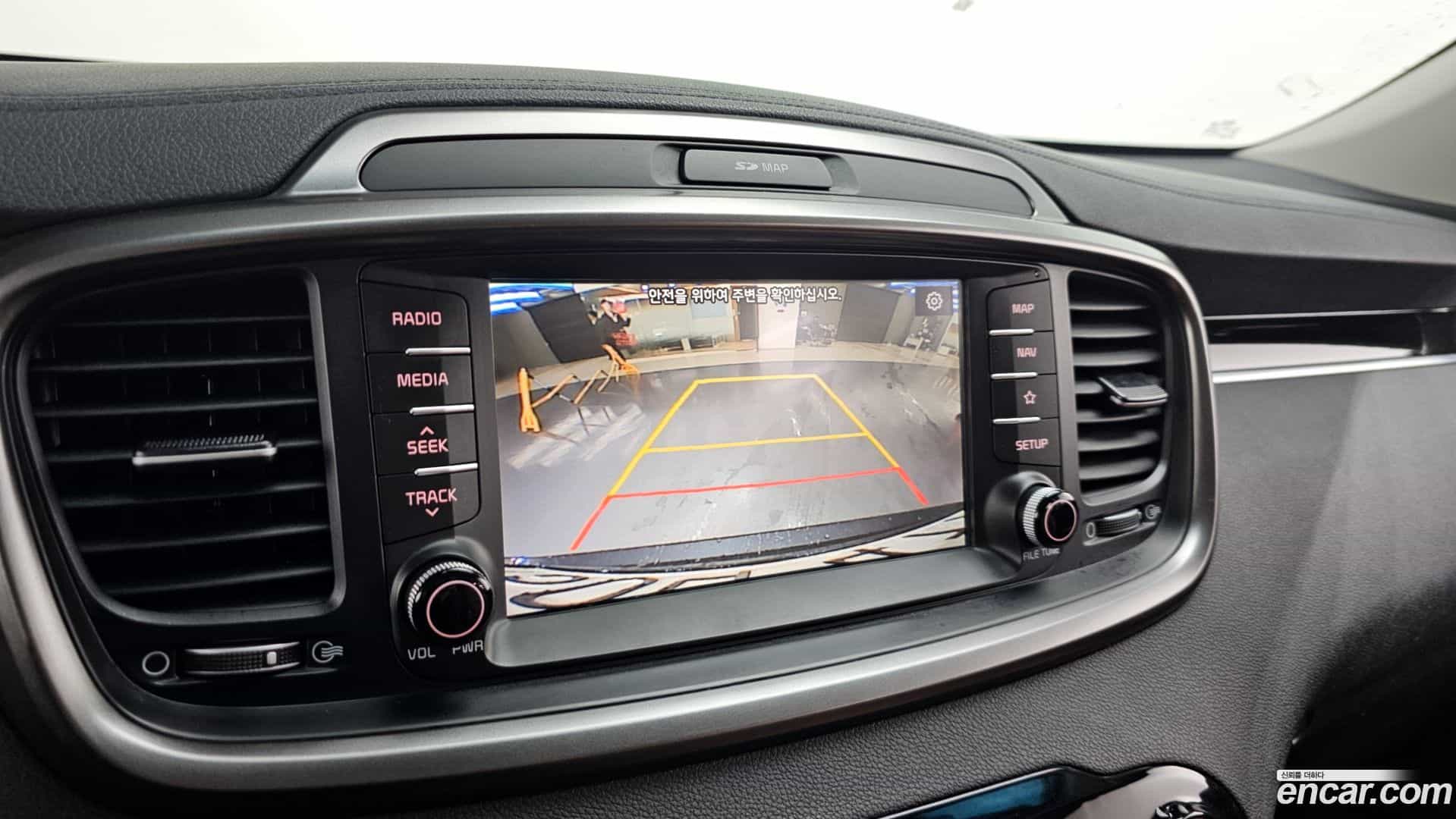 Sorento Kia 2018.2-OPTION-019