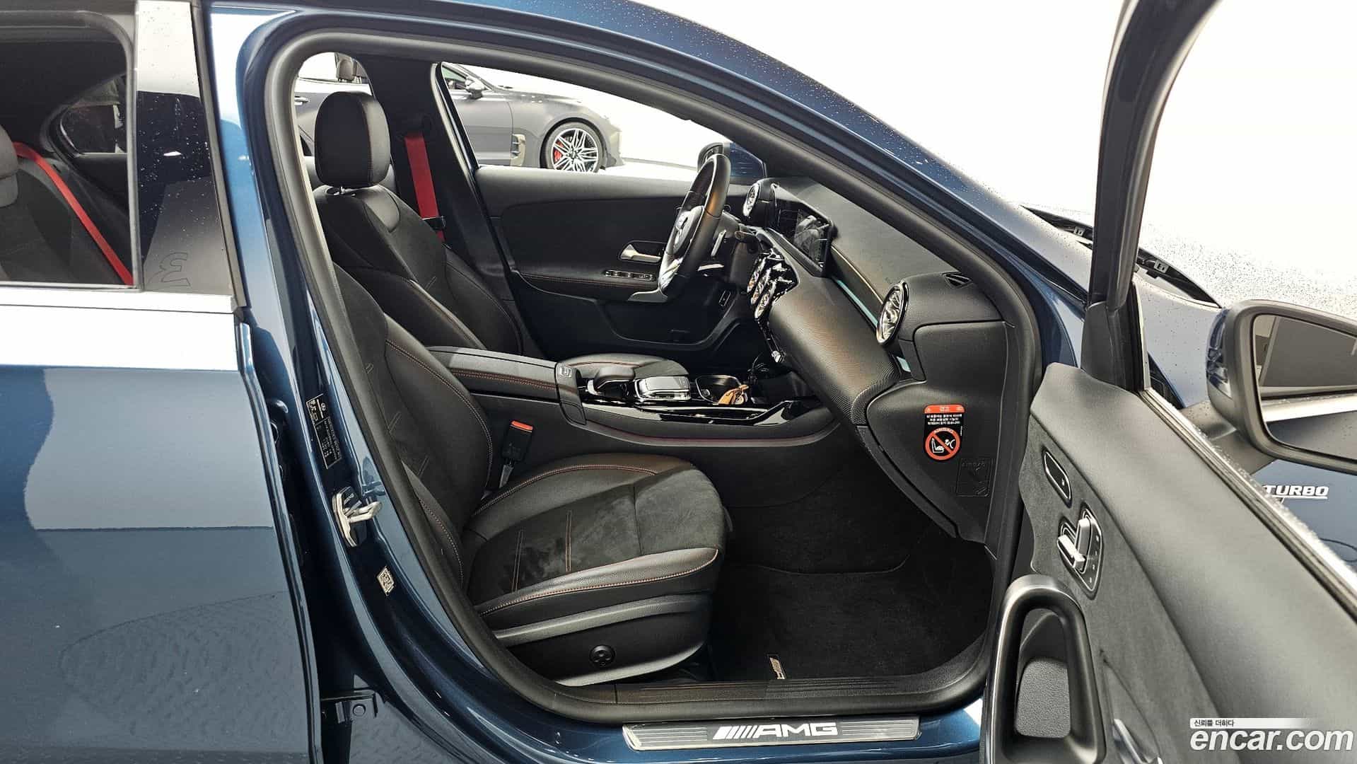 A-Class Mercedes-Benz 2020.11-OPTION-015