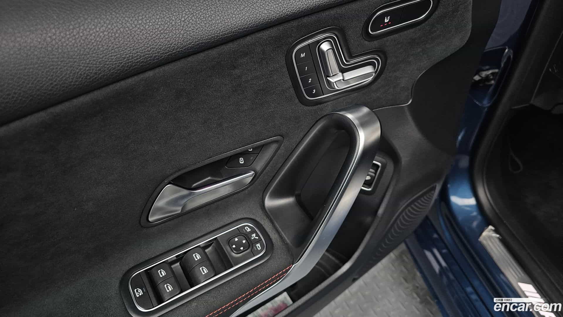 A-Class Mercedes-Benz 2020.11-OPTION-021