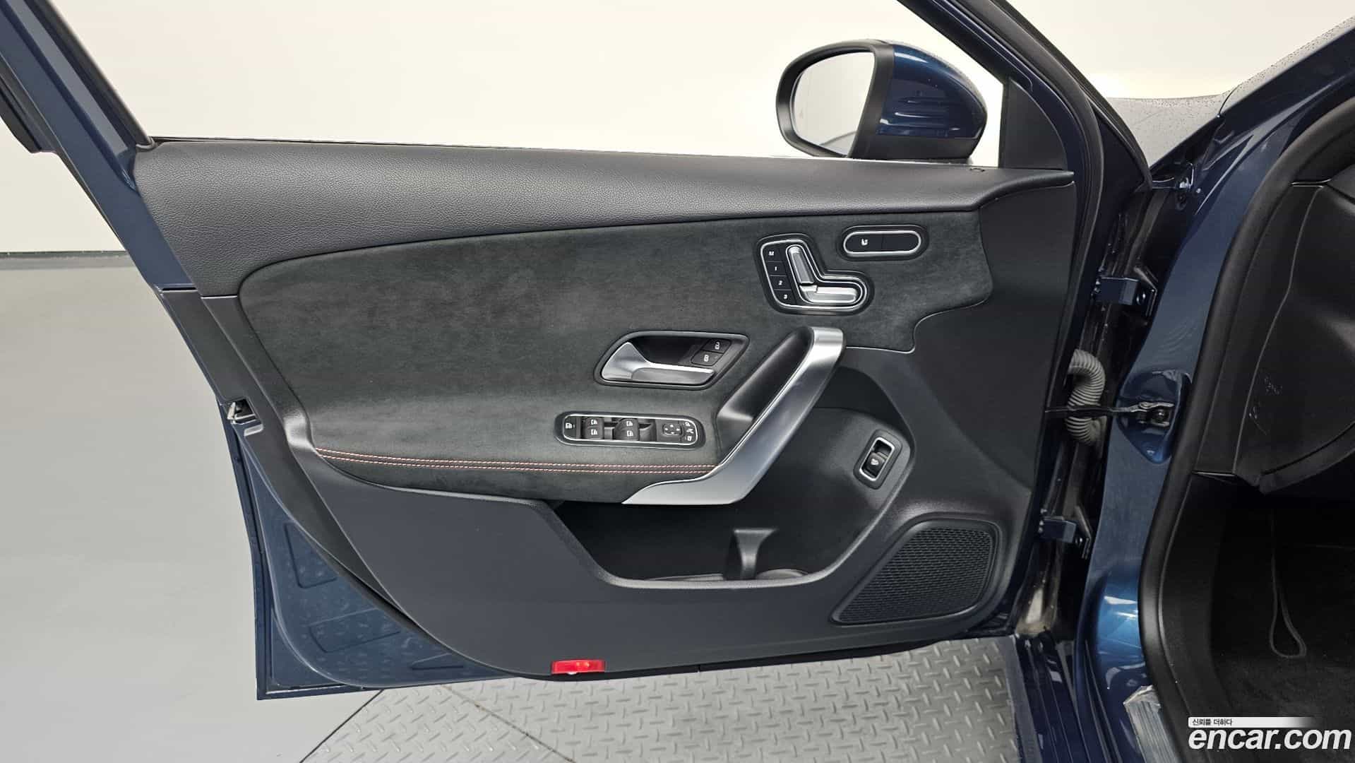 A-Class Mercedes-Benz 2020.11-INNER-034