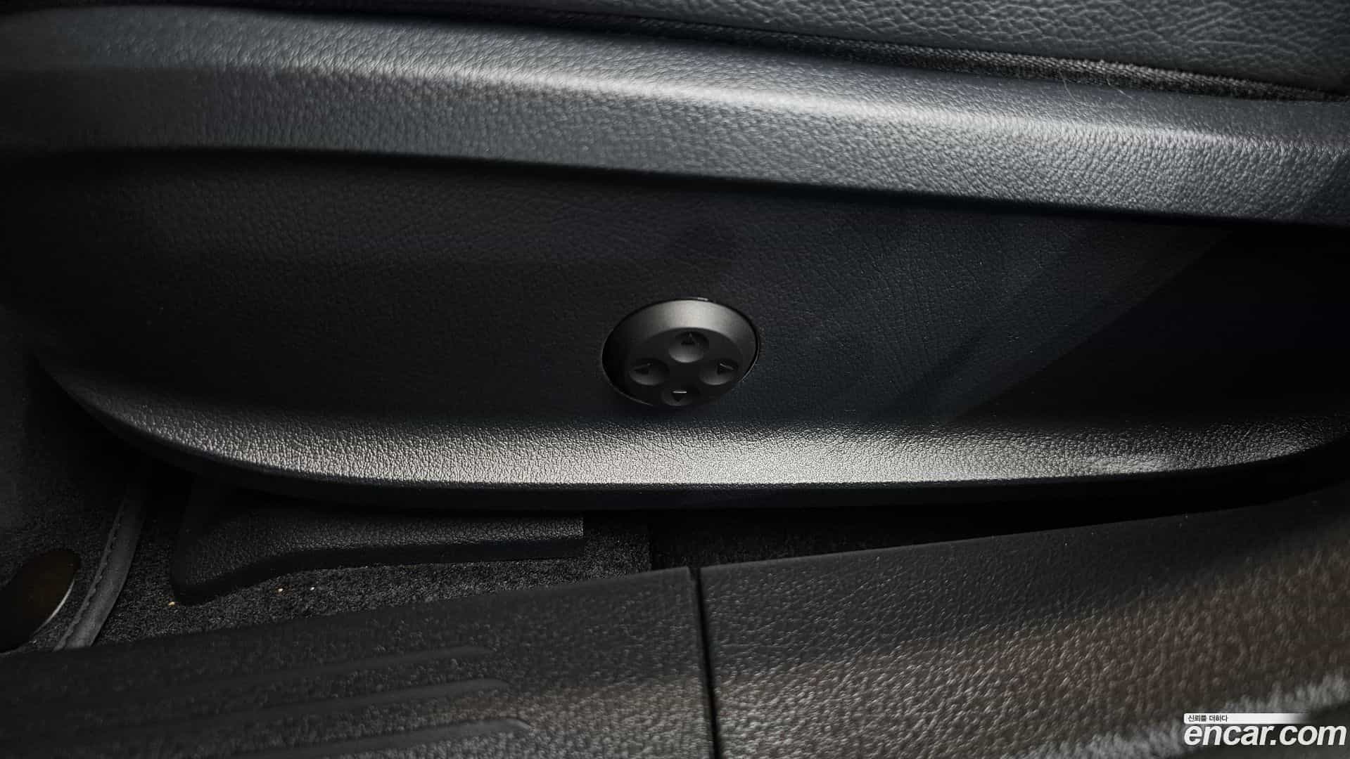 A-Class Mercedes-Benz 2020.11-OPTION-045