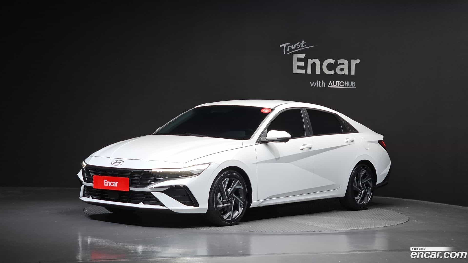 AVANTE Hyundai 2023.9-OUTER-001