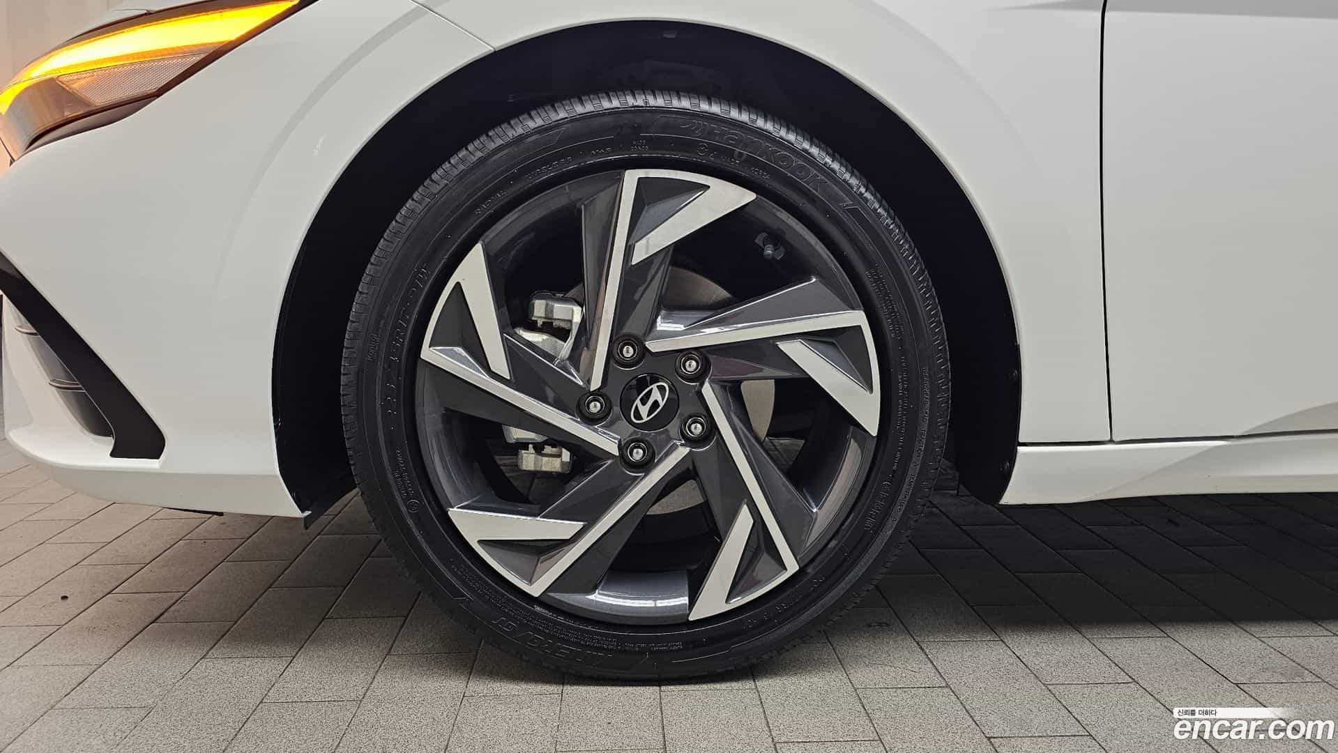 AVANTE Hyundai 2023.9-OUTER-005