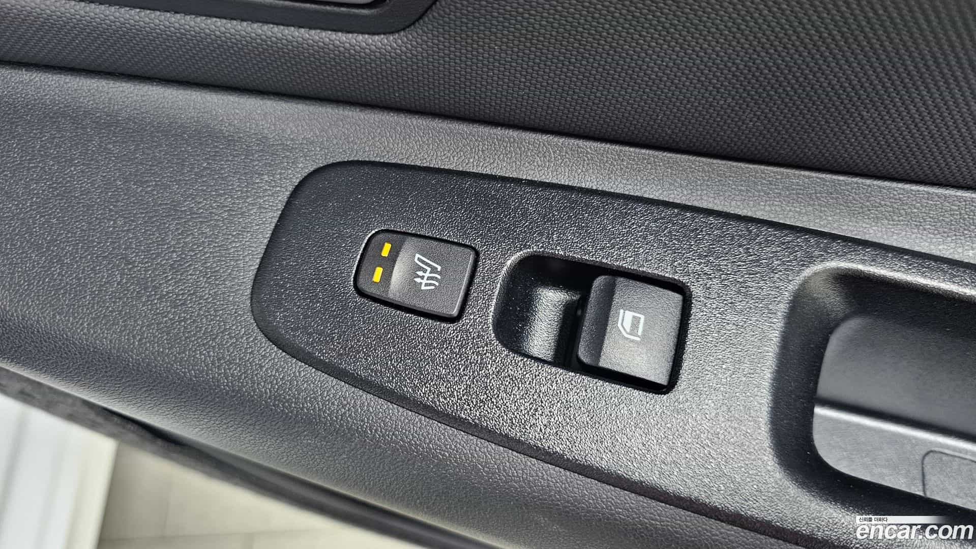AVANTE Hyundai 2023.9-OPTION-023