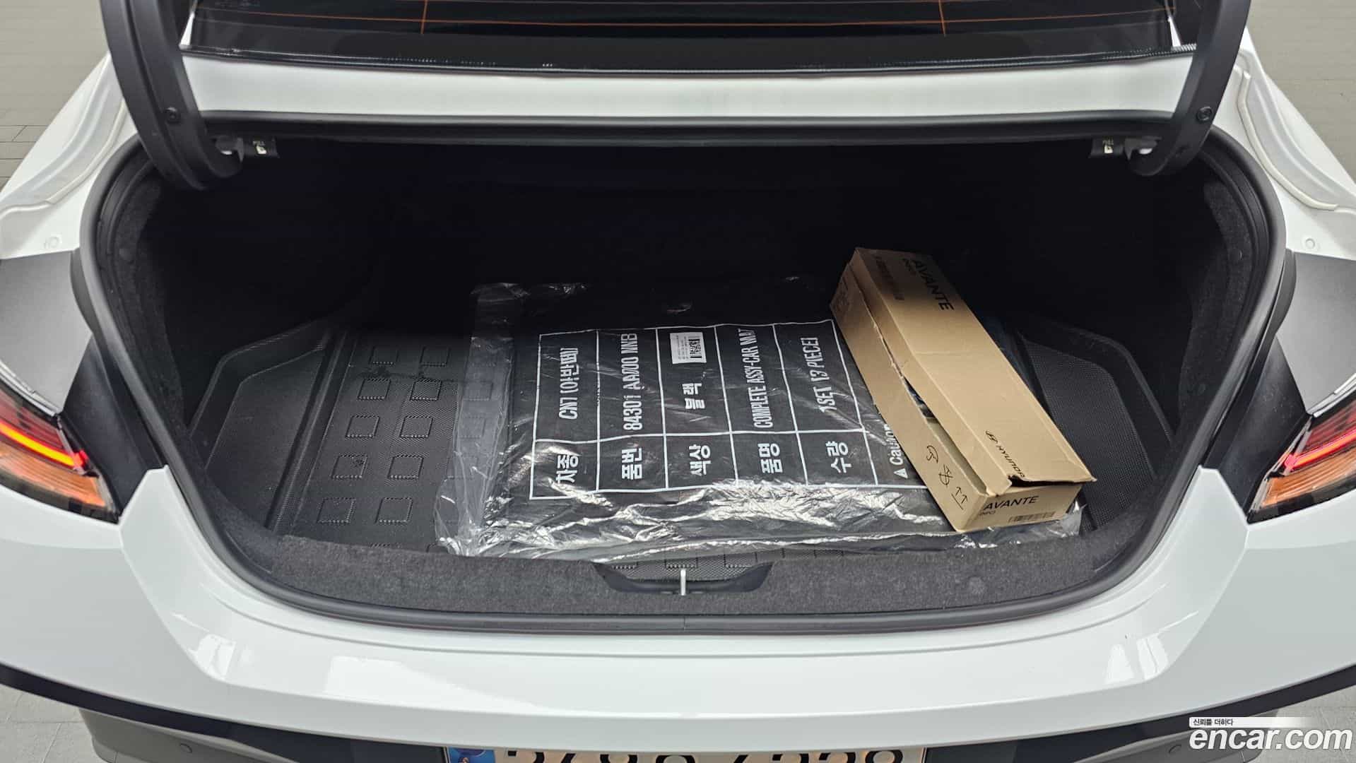 AVANTE Hyundai 2023.9-OPTION-024