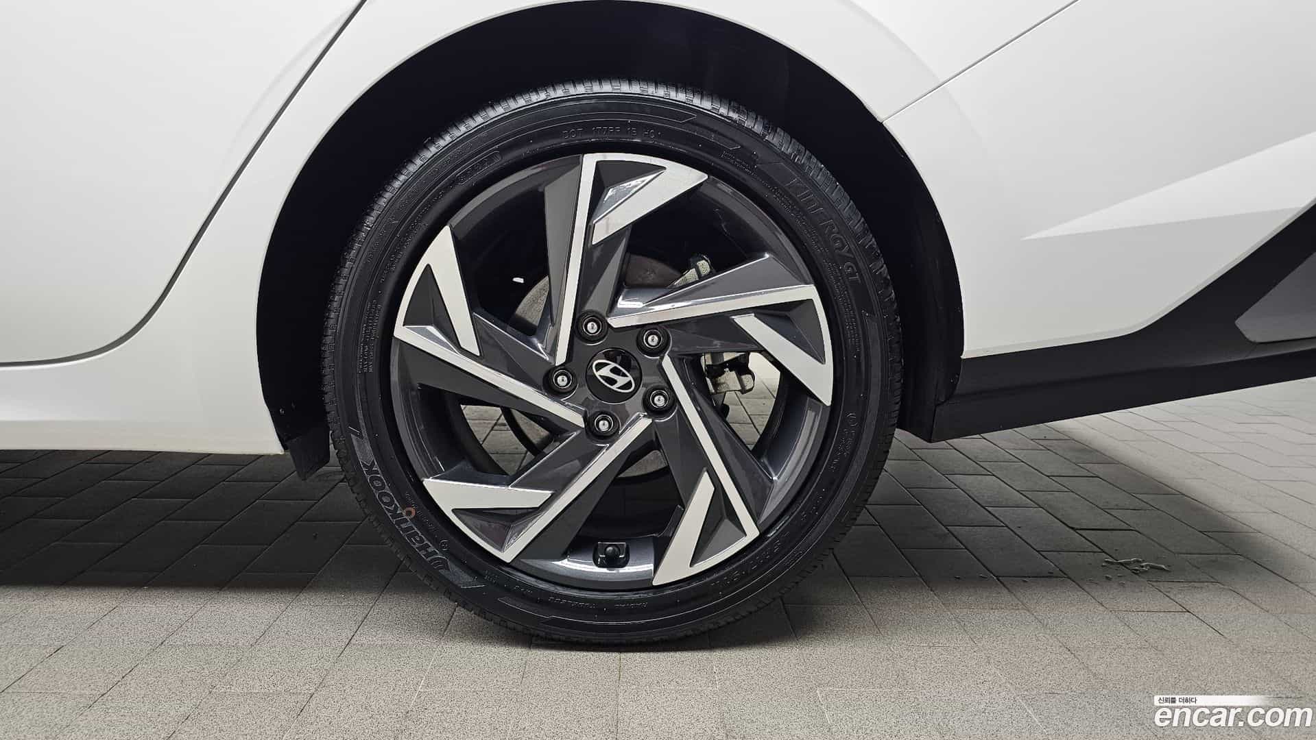 AVANTE Hyundai 2023.9-OUTER-031