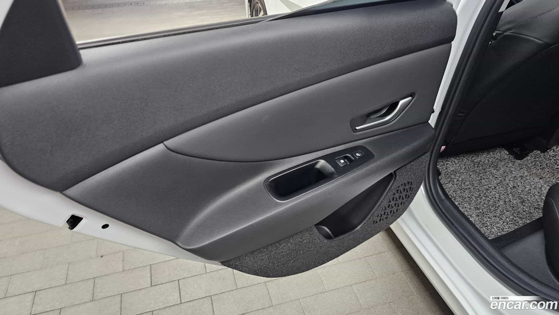 AVANTE Hyundai 2023.9-INNER-035