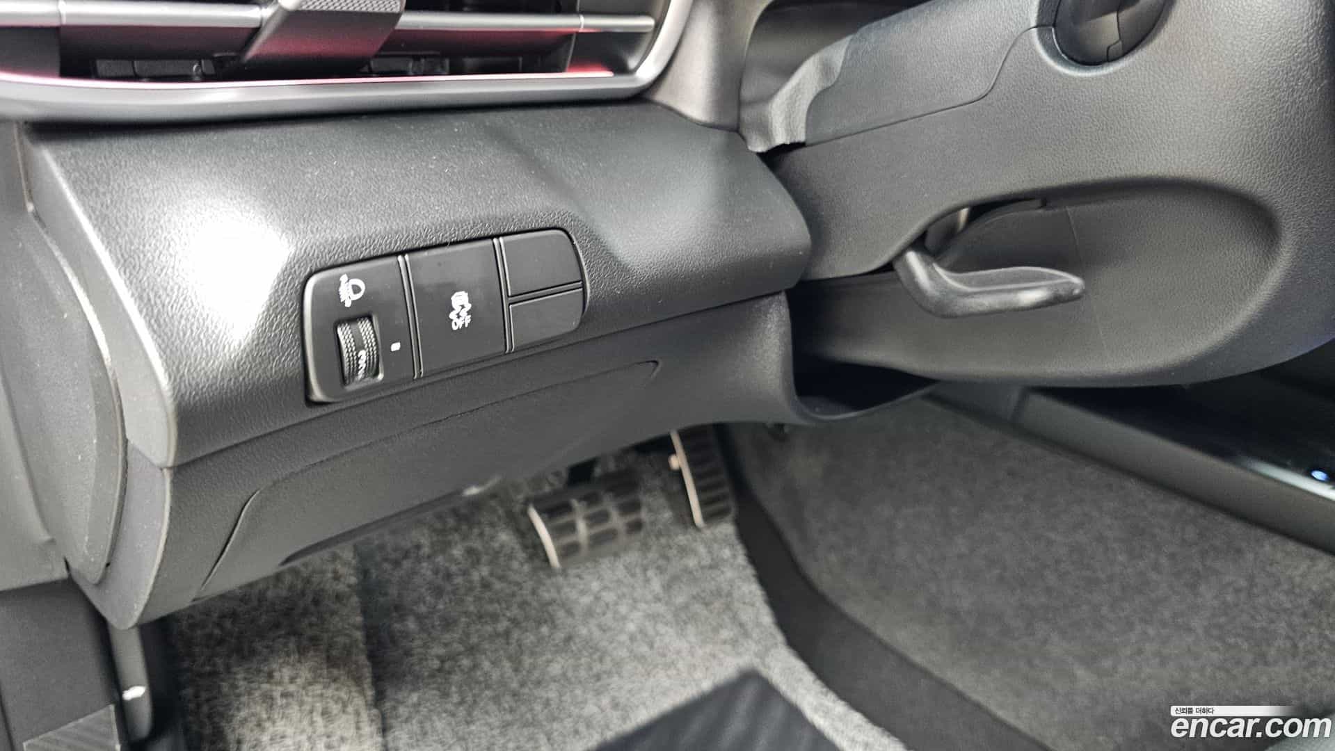 AVANTE Hyundai 2023.9-OPTION-040
