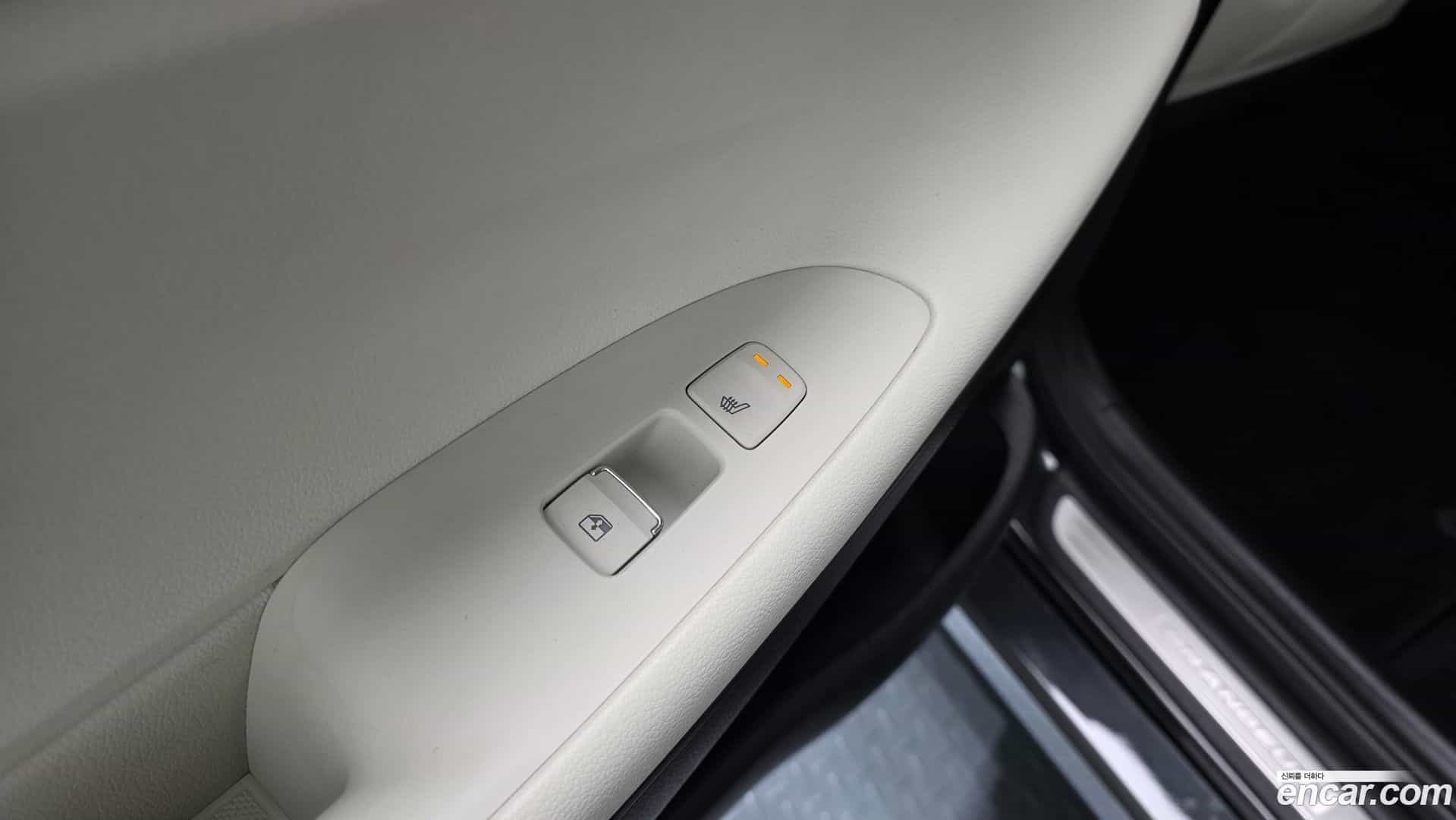Grandeur Hyundai 2021.6-OPTION-022