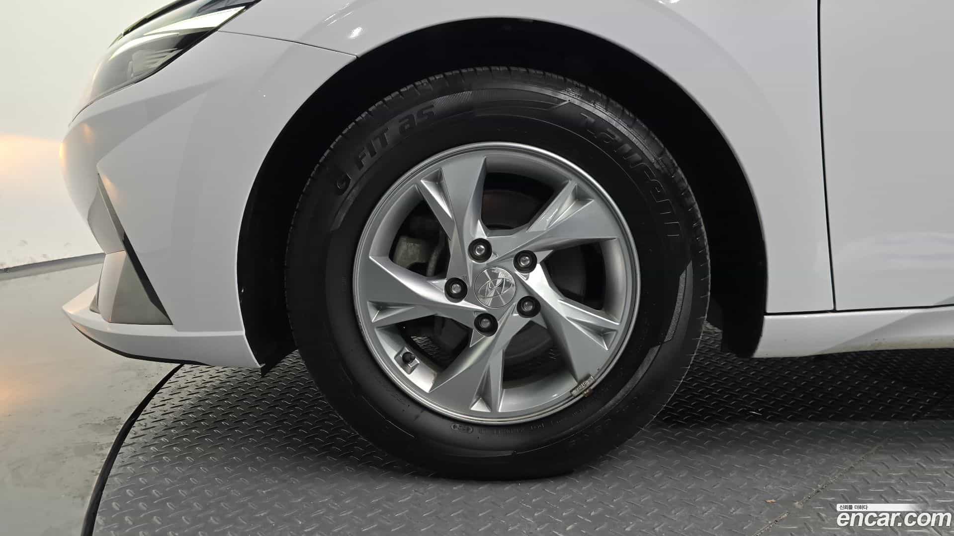 AVANTE Hyundai 2021.8-OUTER-005