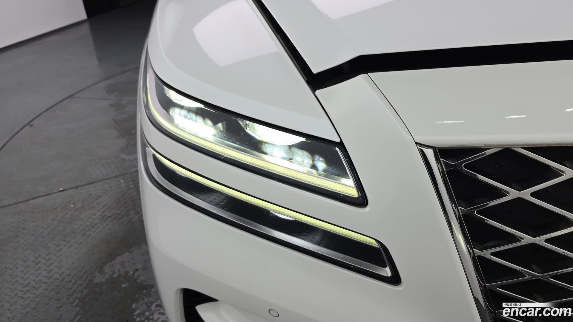 Main__Slider__Photo:GV80 Genesis 2020.8-21