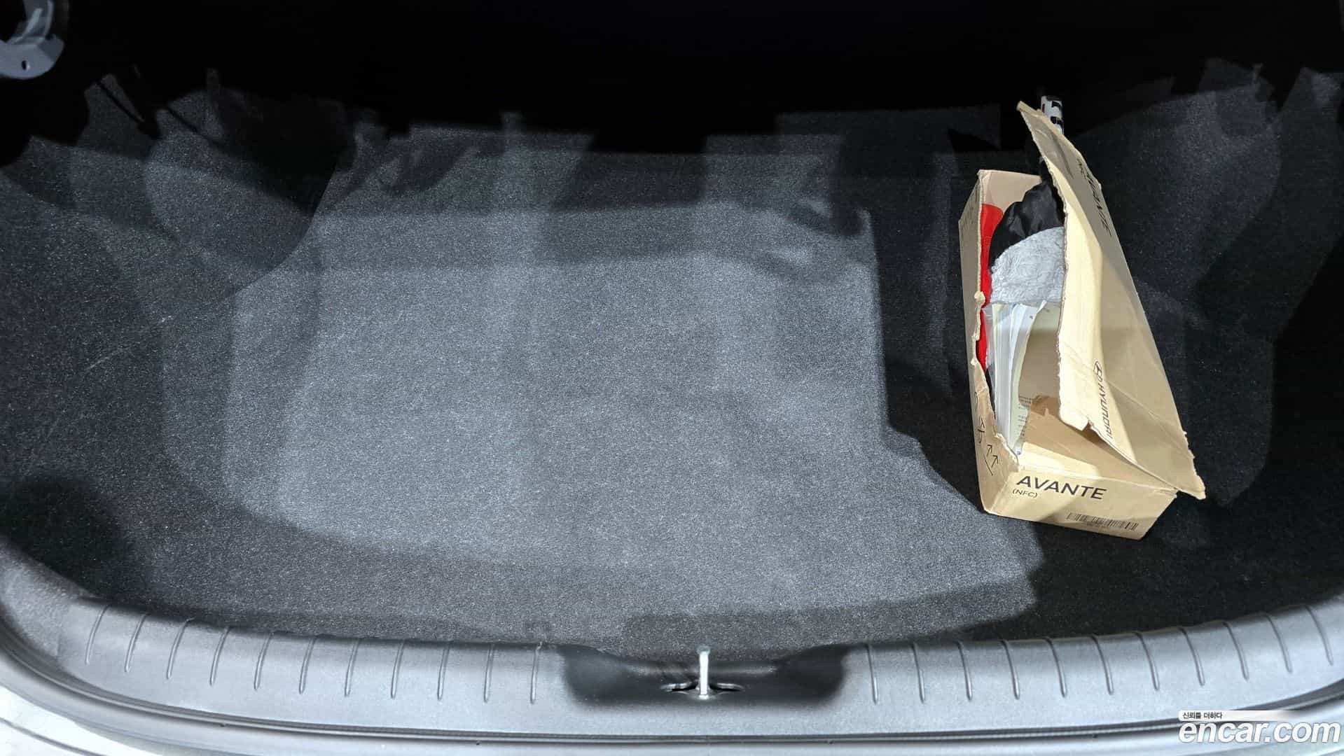 AVANTE Hyundai 2021.9-OPTION-043