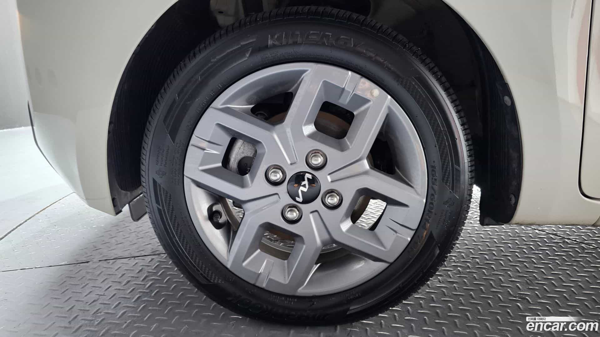 RAY Kia 2023.2-OUTER-005