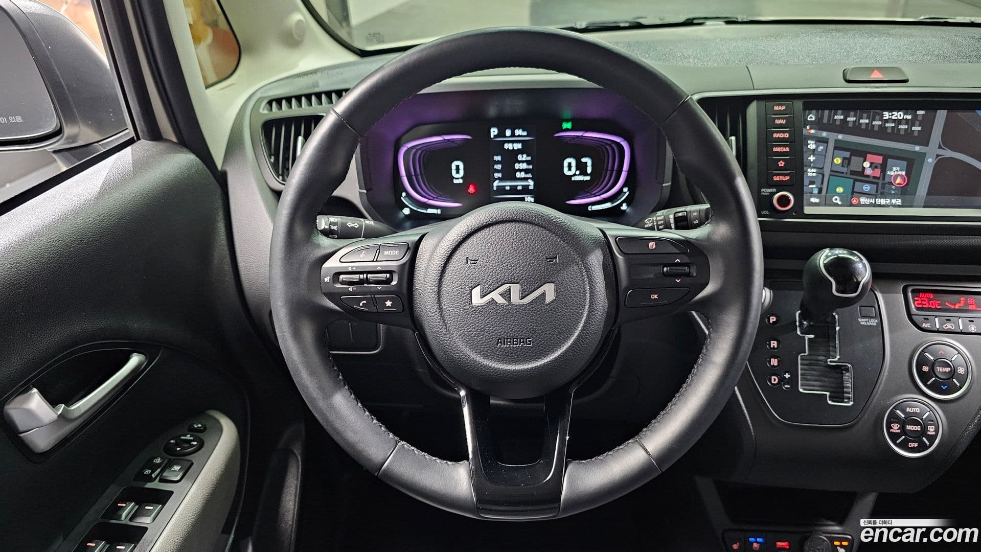 Main__Slider__Photo:RAY Kia 2023.2-12