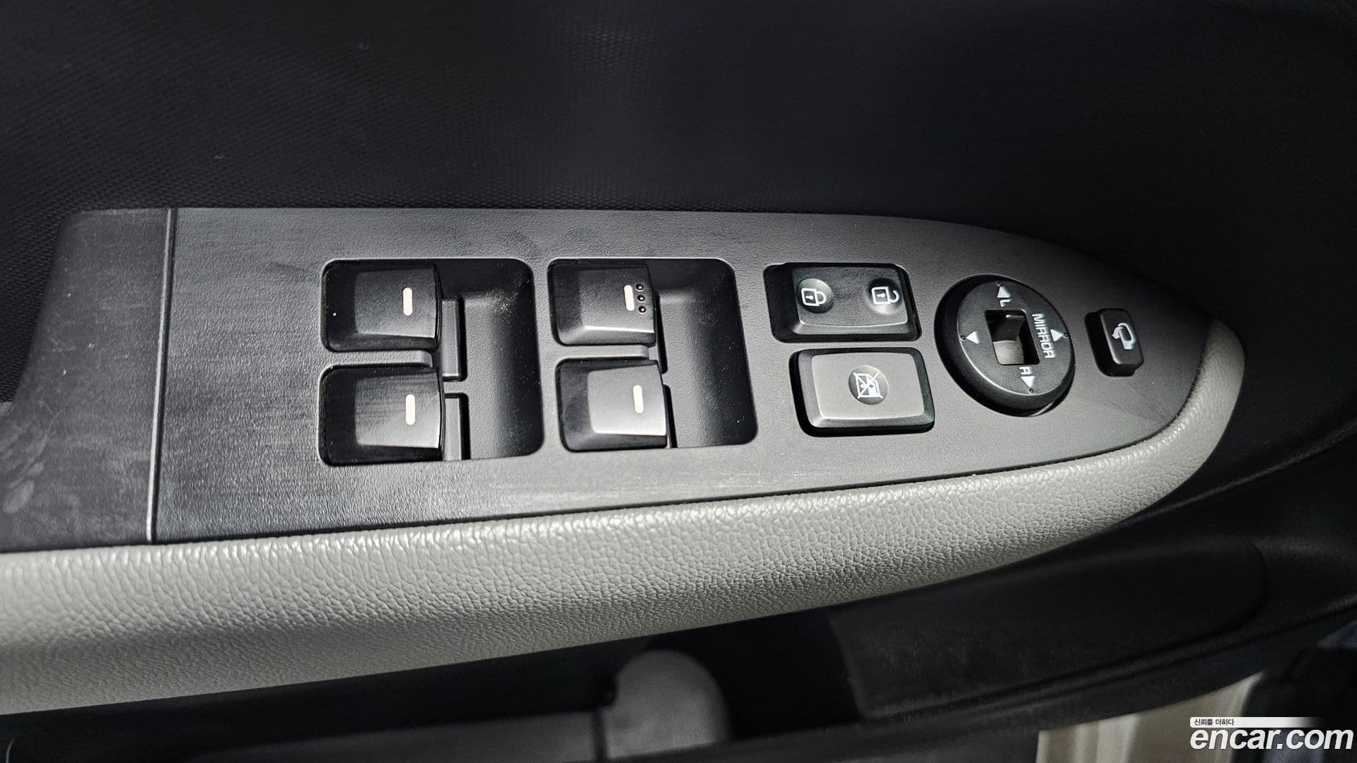 Main__Slider__Photo:RAY Kia 2023.2-13