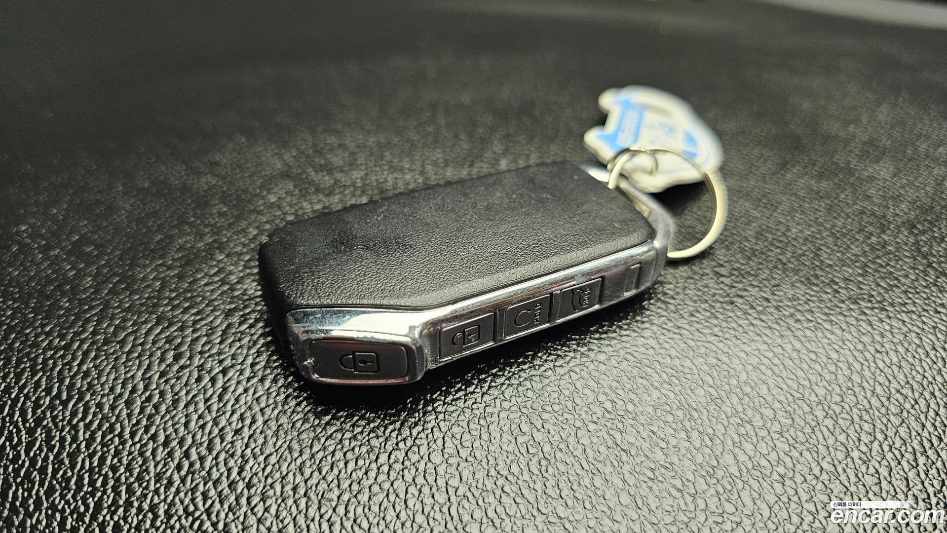 Main__Slider__Photo:RAY Kia 2023.2-17
