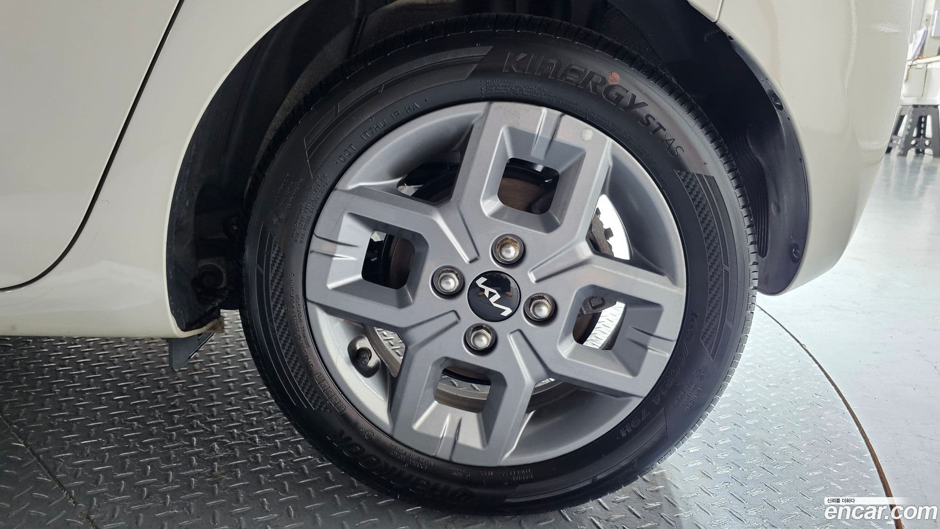 Main__Slider__Photo:RAY Kia 2023.2-20