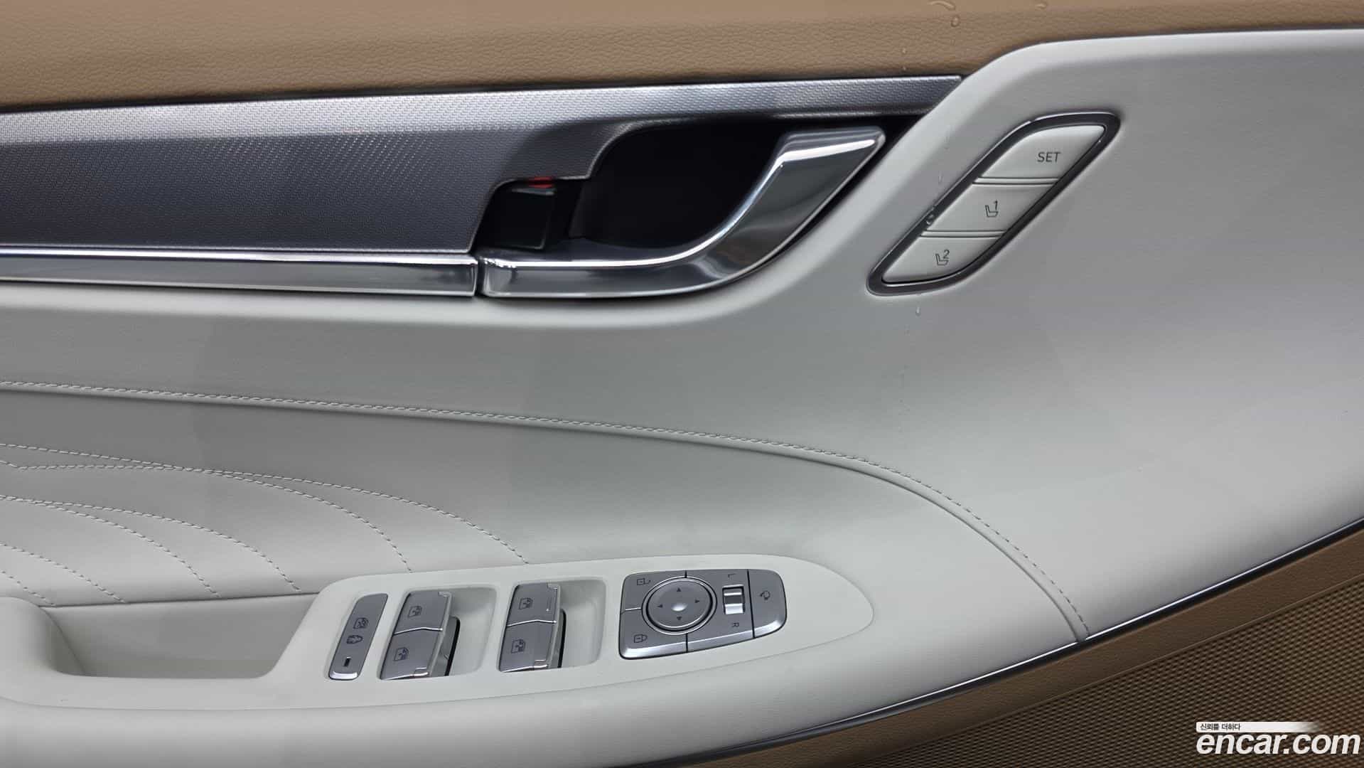 Grandeur Hyundai 2021.6-OPTION-017