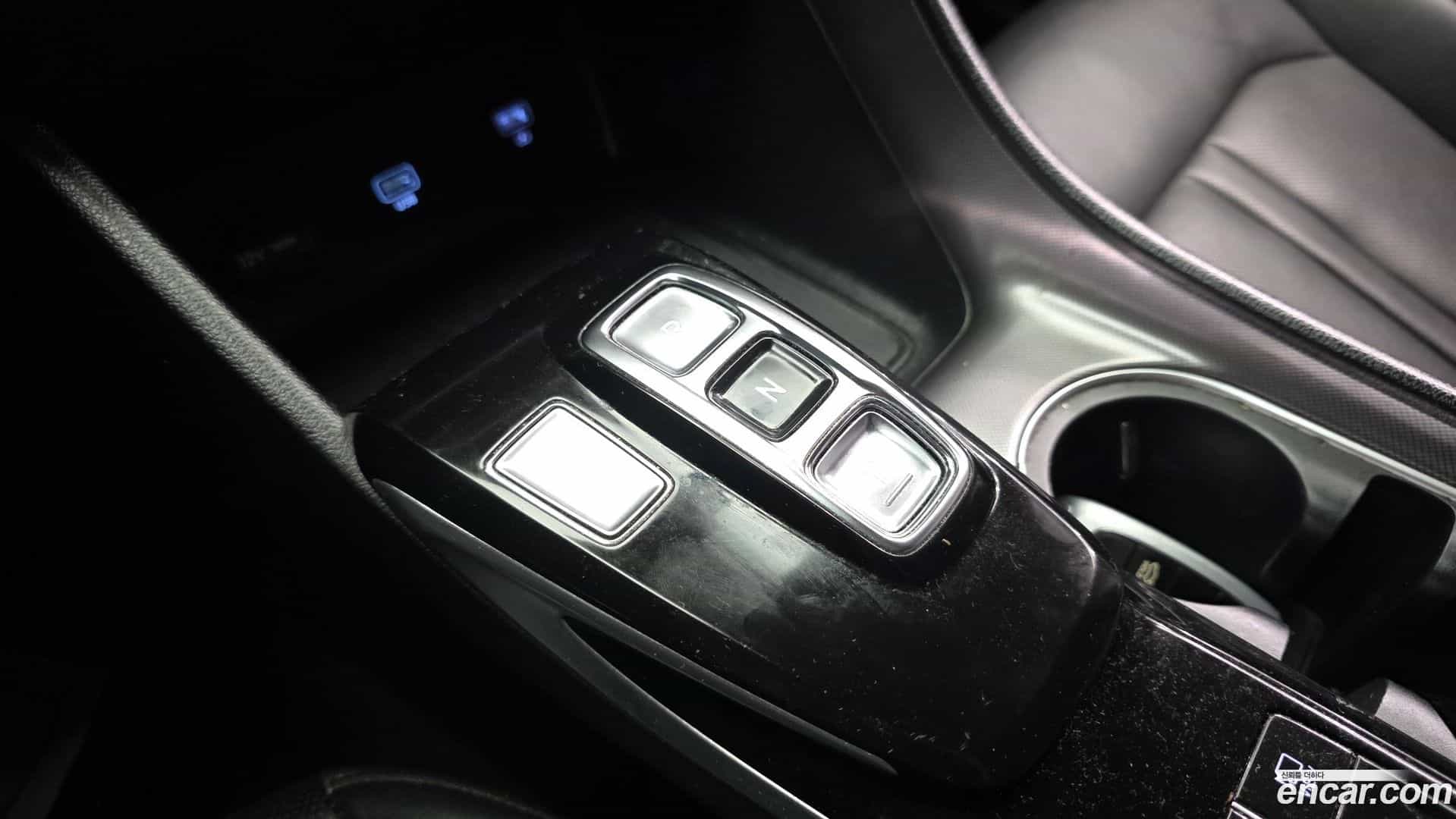 Sonata Hyundai 2022.1-INNER-009