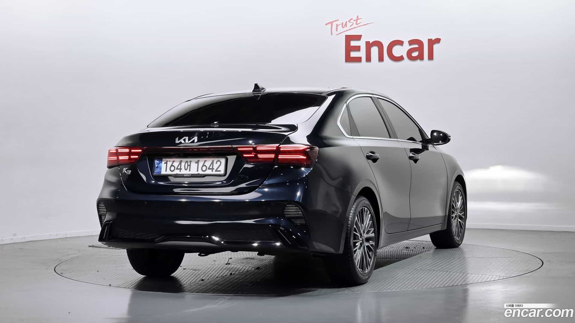 K3 Kia 2022.11-OUTER-002