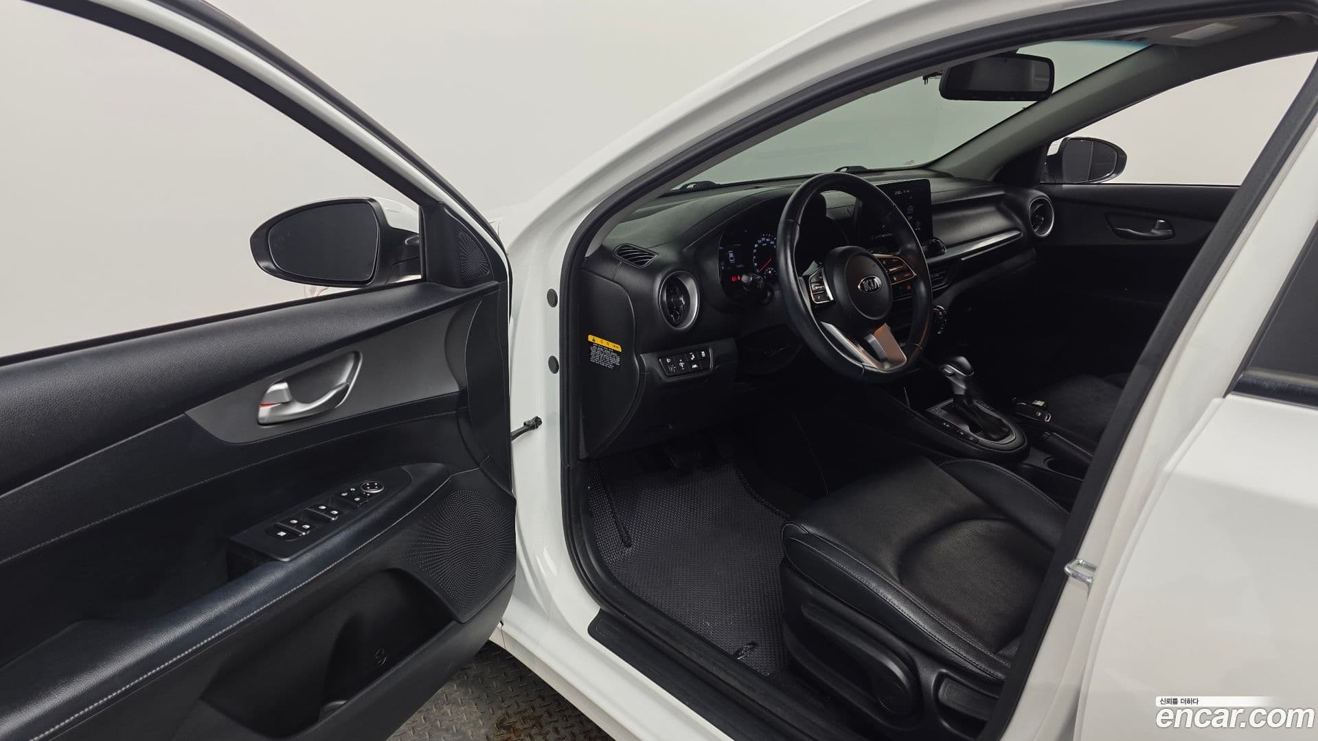 Main__Slider__Photo:K3 Kia 2020.10-9