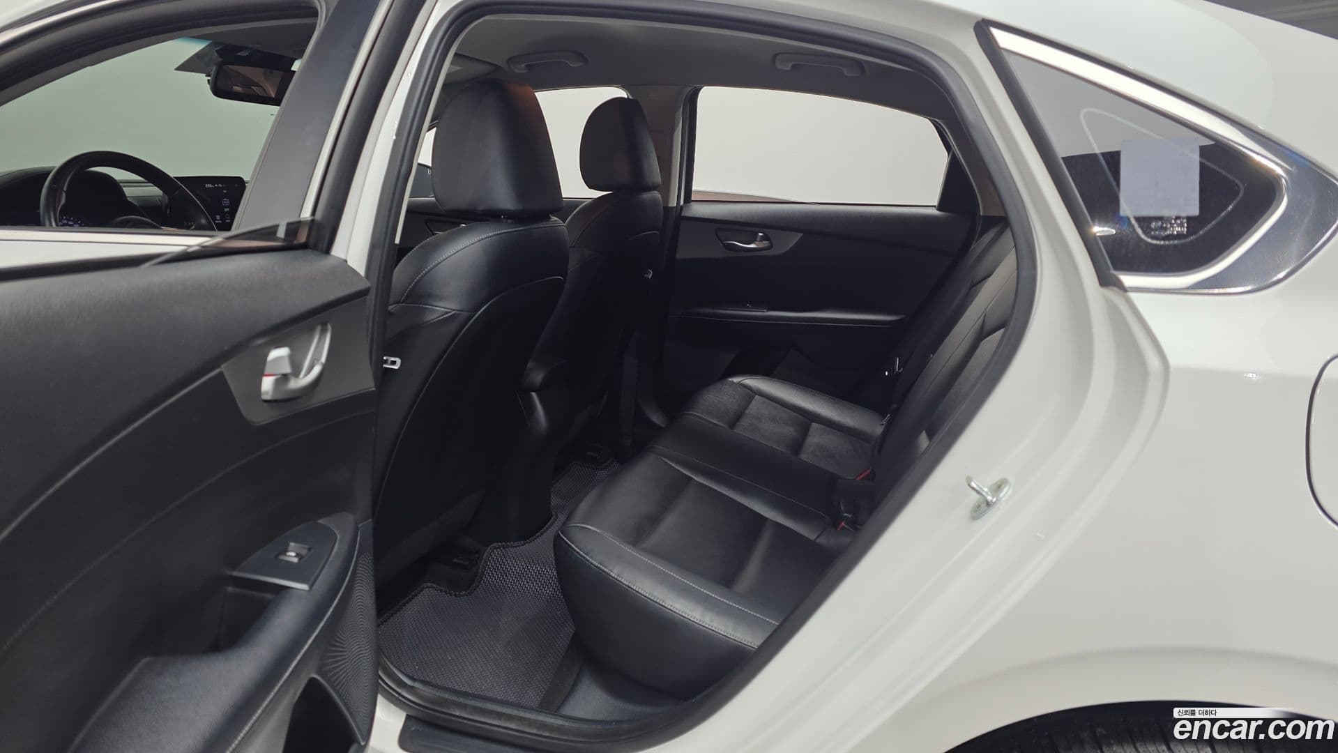 Main__Slider__Photo:K3 Kia 2020.10-25