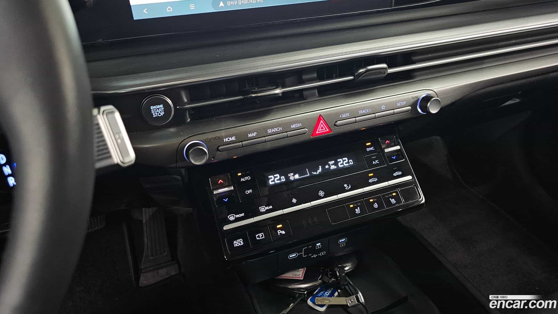 Grandeur Hyundai 2023.0-OPTION-021