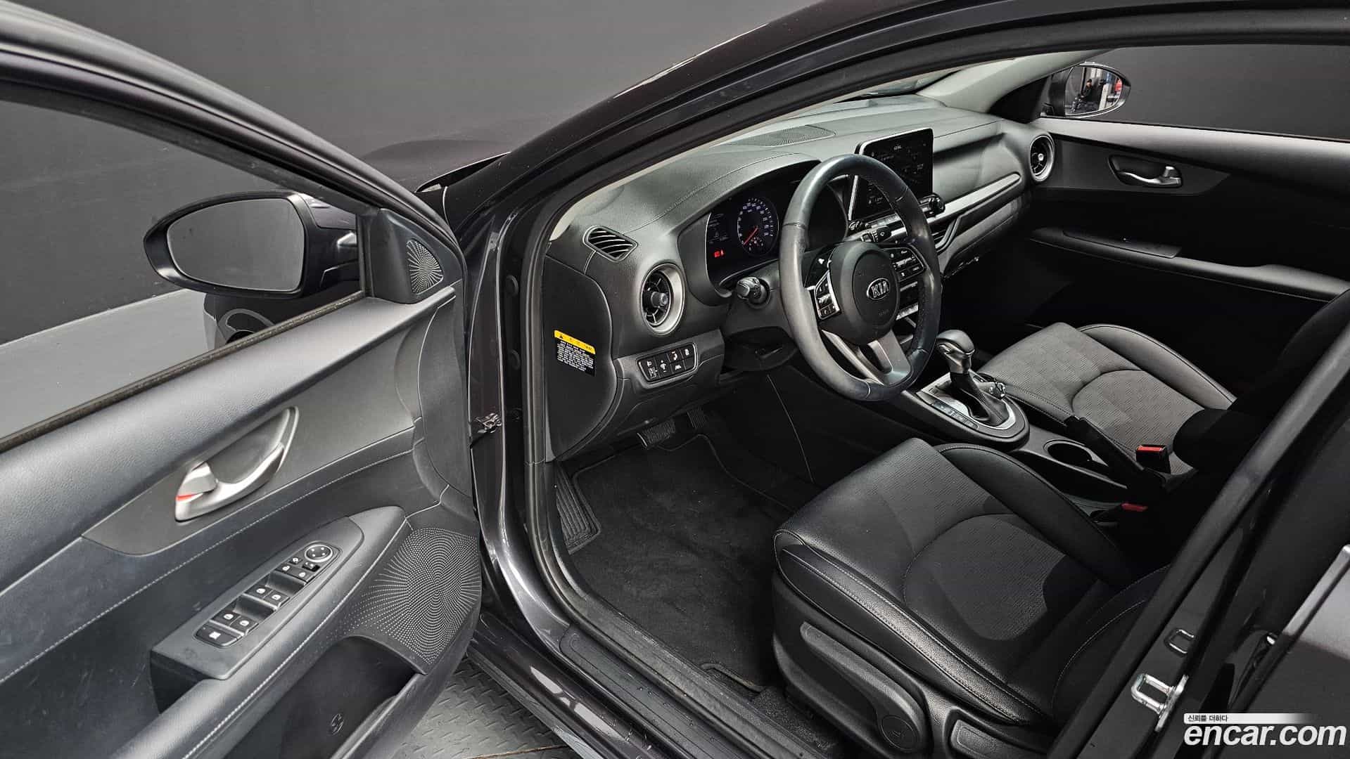 K3 Kia 2019.2-INNER-010