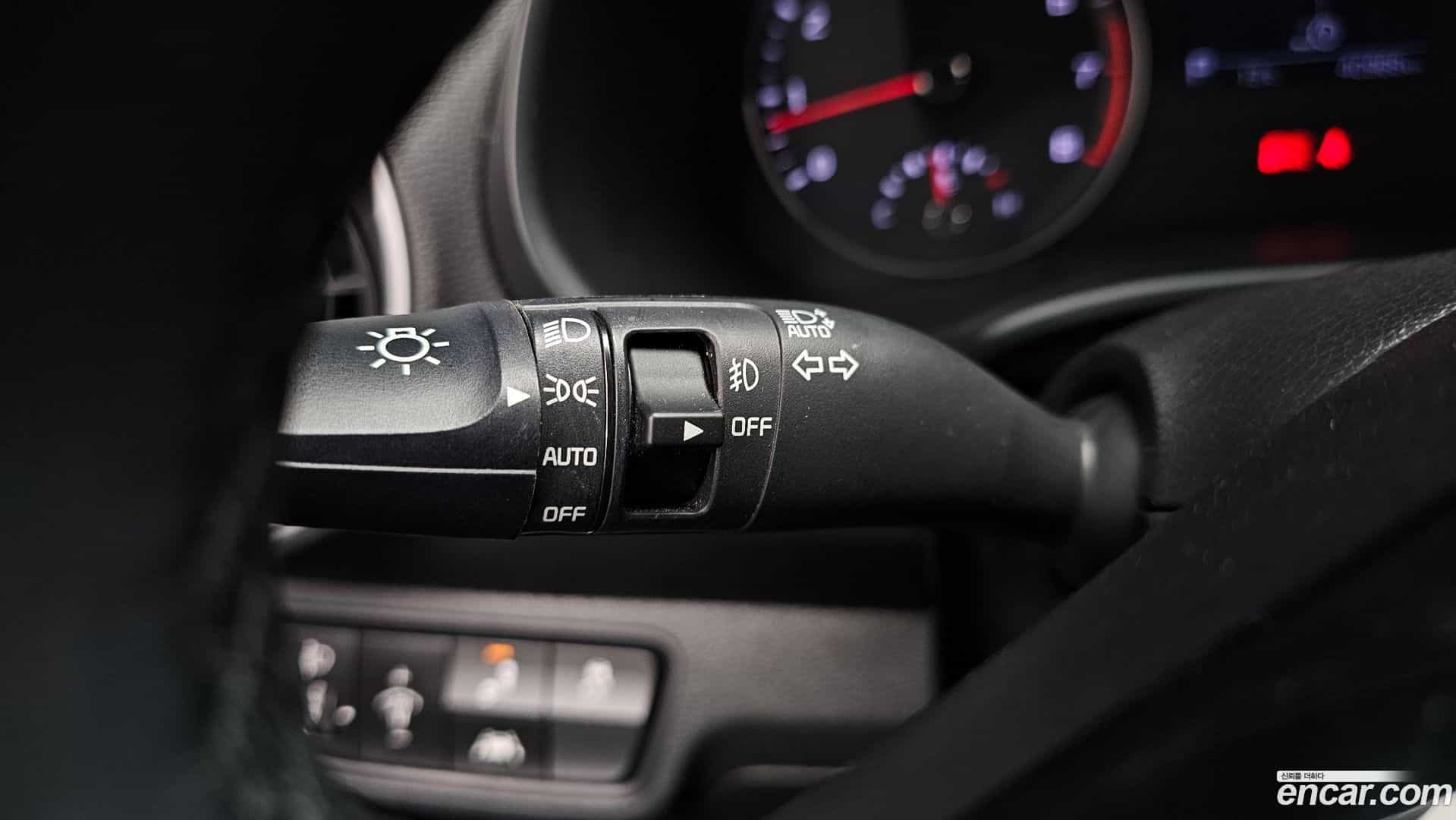 K3 Kia 2019.2-OPTION-040