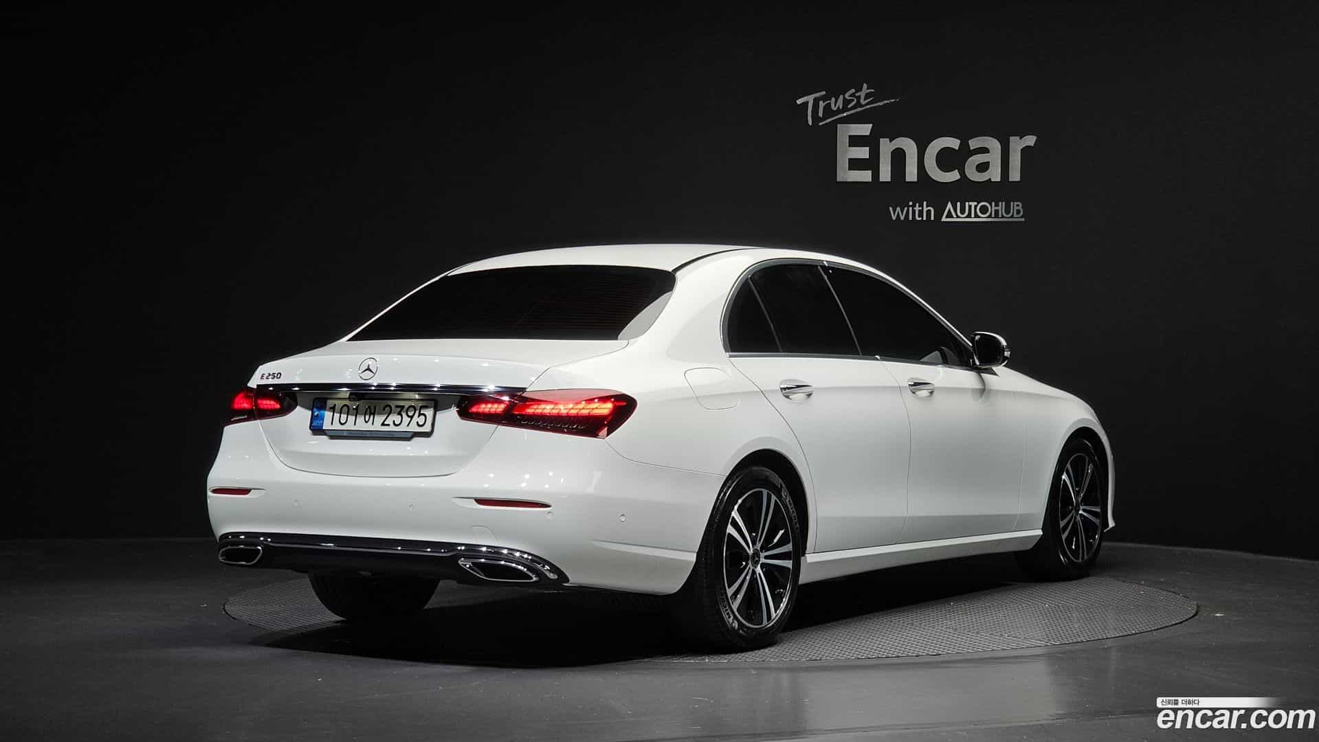 E-Class Mercedes-Benz 2021.2-OUTER-002
