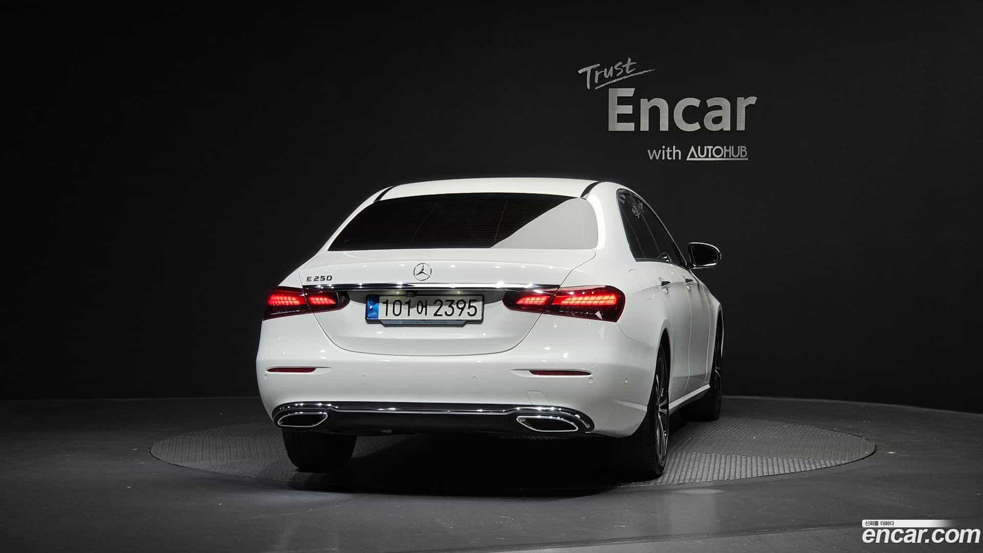 E-Class Mercedes-Benz 2021.2-OUTER-004