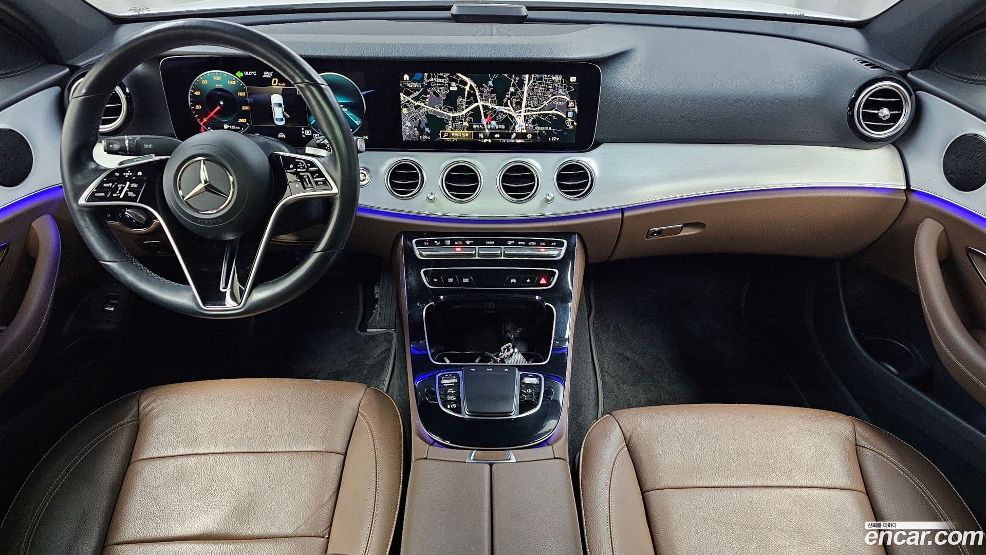 Main__Slider__Photo:E-Class Mercedes-Benz 2021.2-6