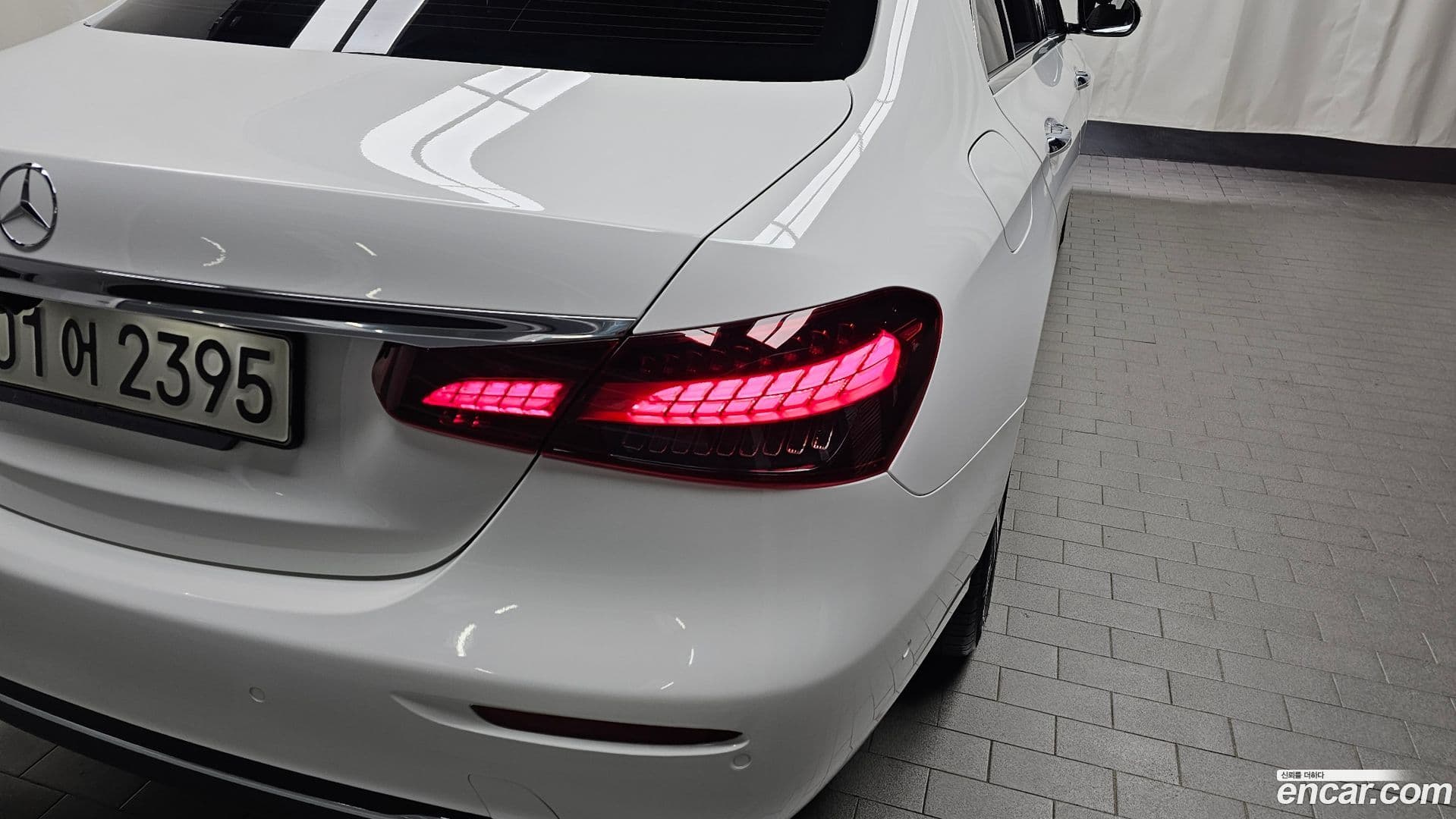 Main__Slider__Photo:E-Class Mercedes-Benz 2021.2-22
