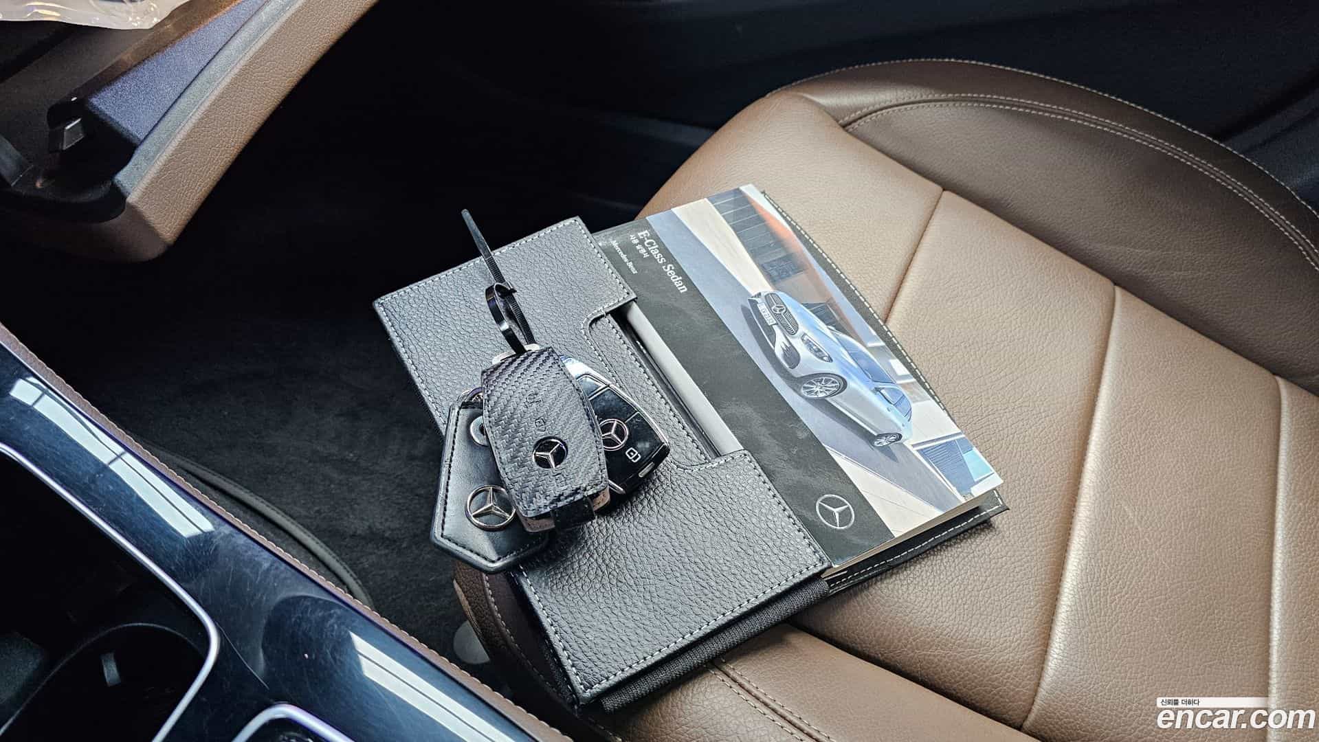E-Class Mercedes-Benz 2021.2-INNER-036