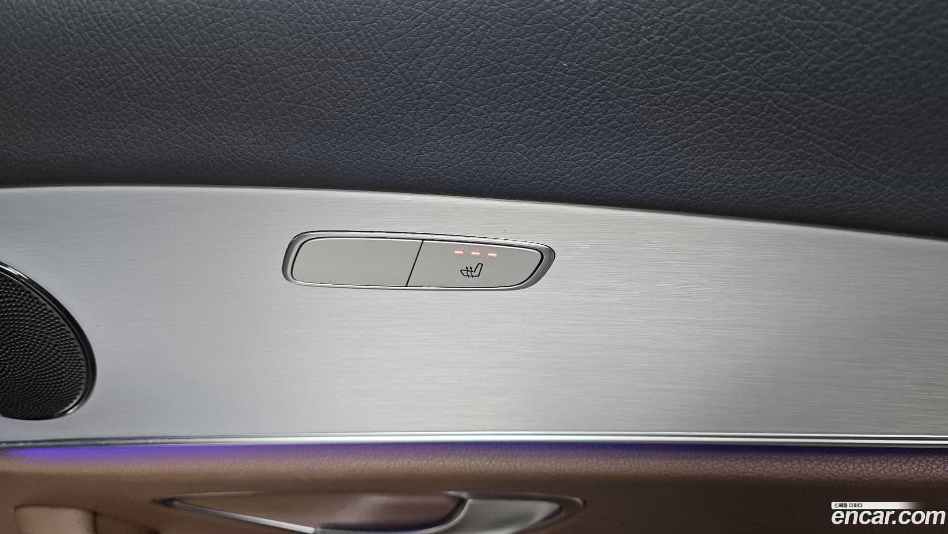 E-Class Mercedes-Benz 2021.2-OPTION-043