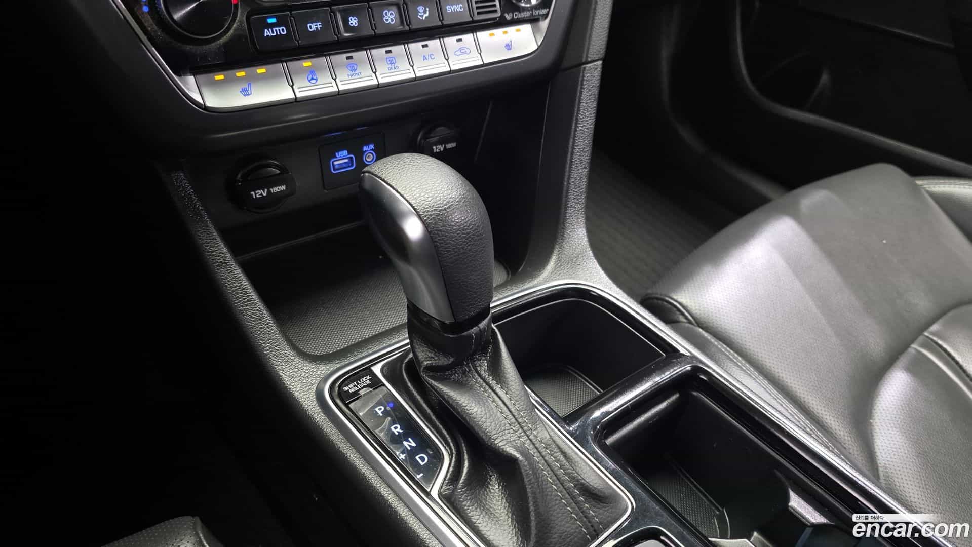 Sonata Hyundai 2017.10-INNER-009
