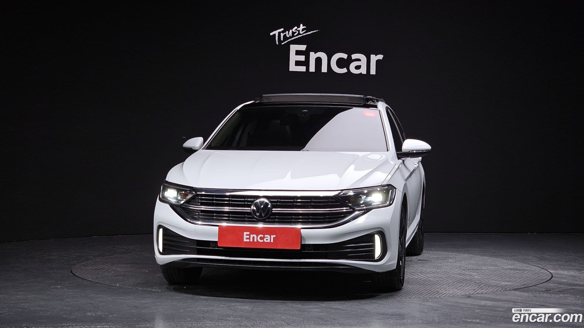 Main__Slider__Photo:Jetta Volkswagen 2022.11-2