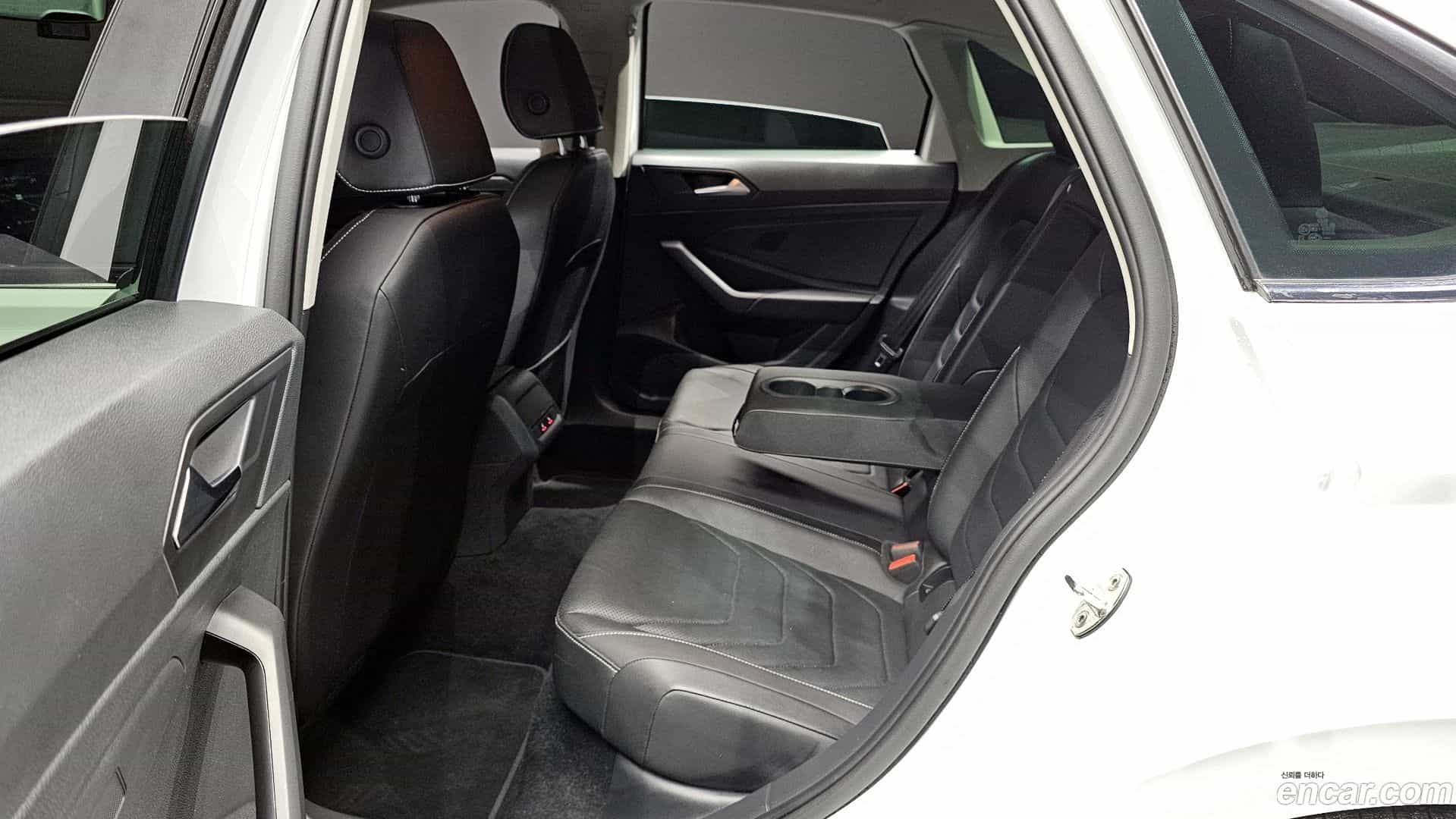 Jetta Volkswagen 2022.11-OPTION-016