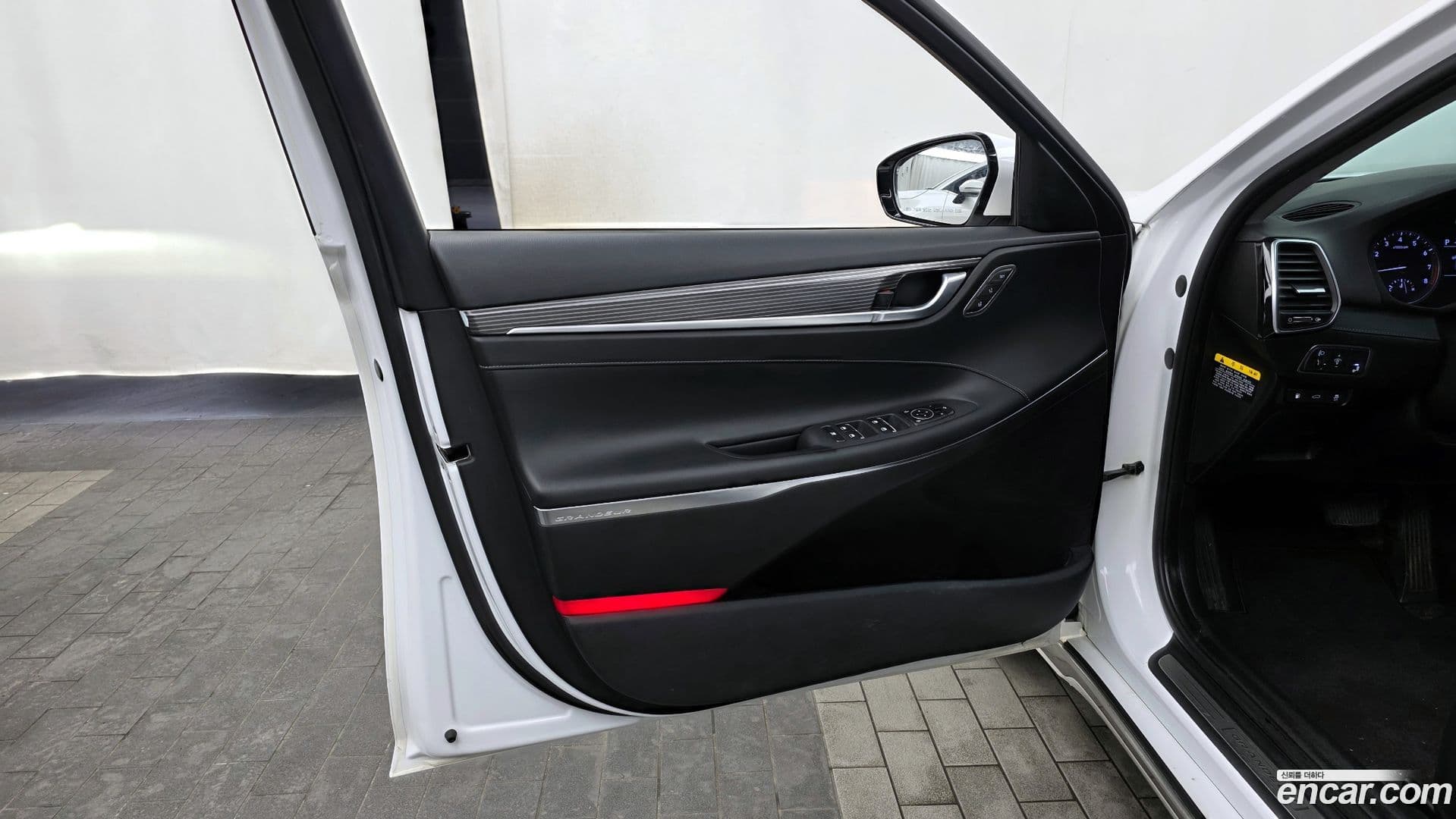 Main__Slider__Photo:Grandeur Hyundai 2017.1-23
