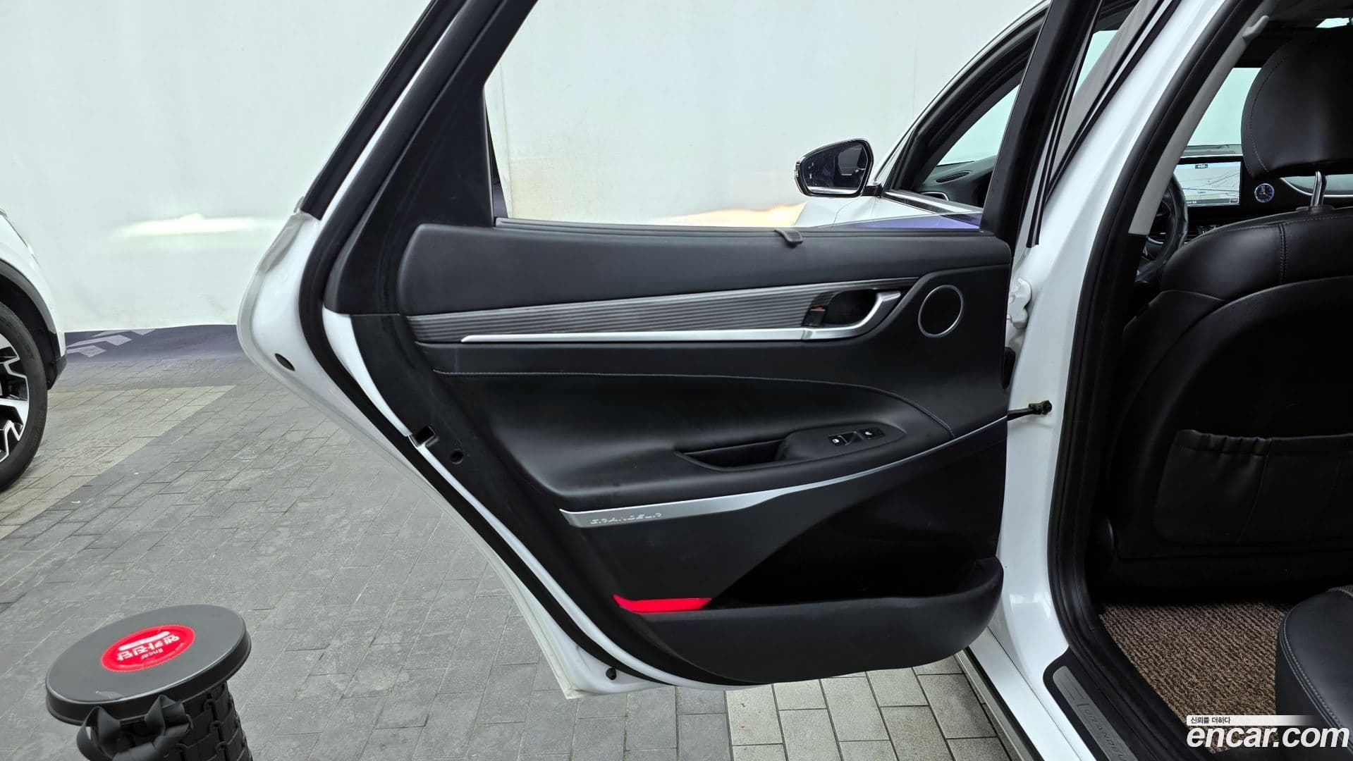 Main__Slider__Photo:Grandeur Hyundai 2017.1-24