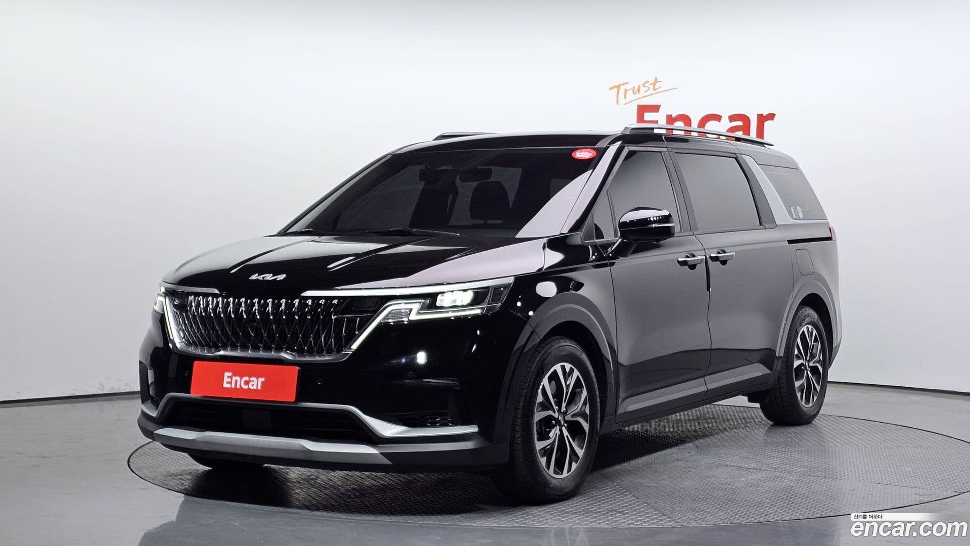 Main__Slider__Photo:Canival Kia 2021.2-0
