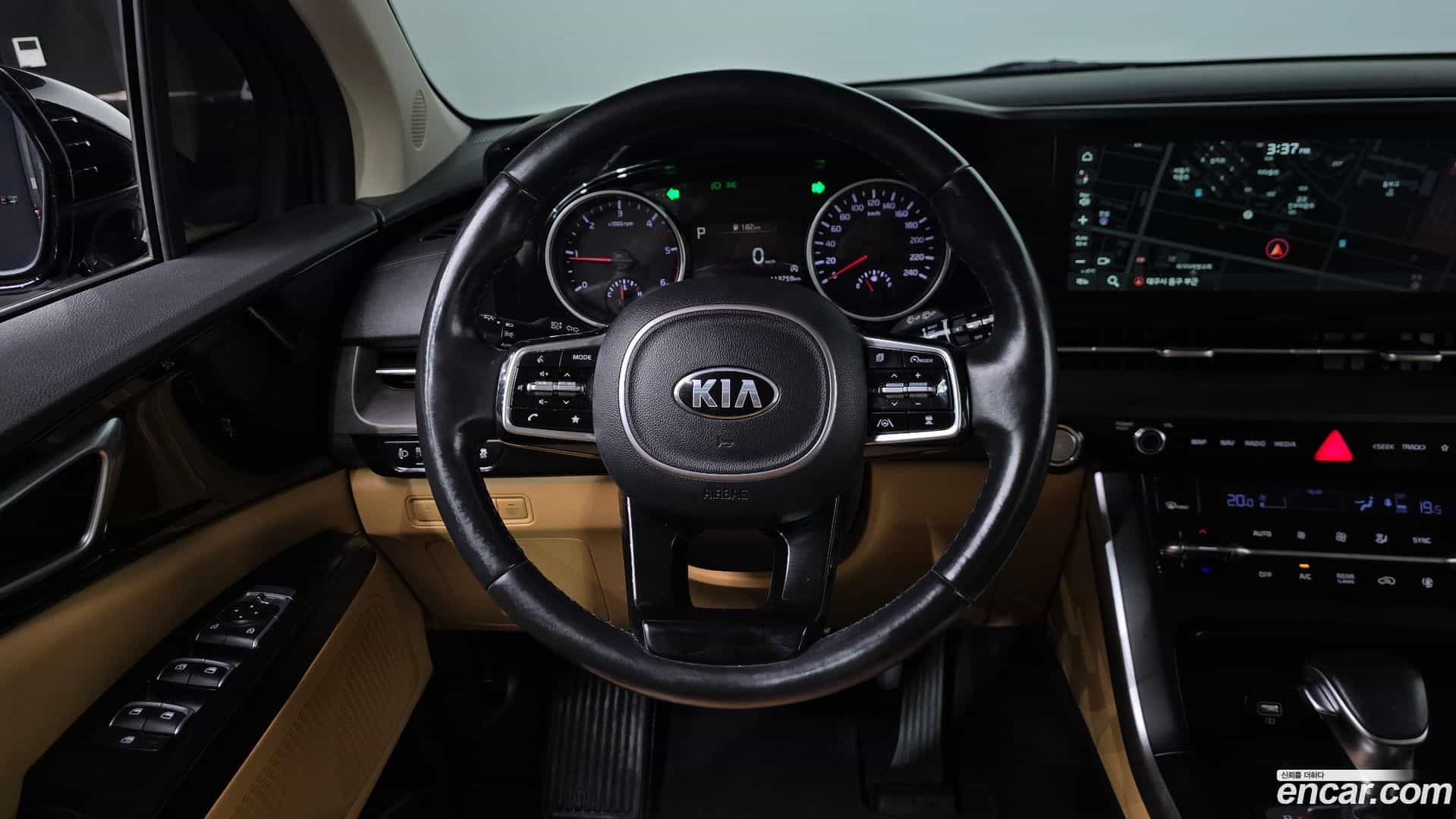 Canival Kia 2021.2-OPTION-016