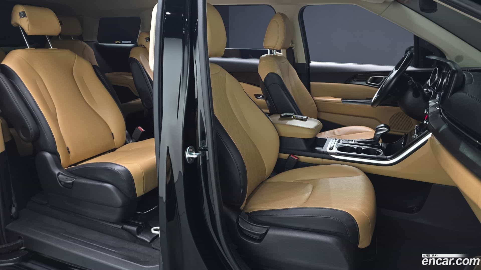 Canival Kia 2021.2-INNER-036