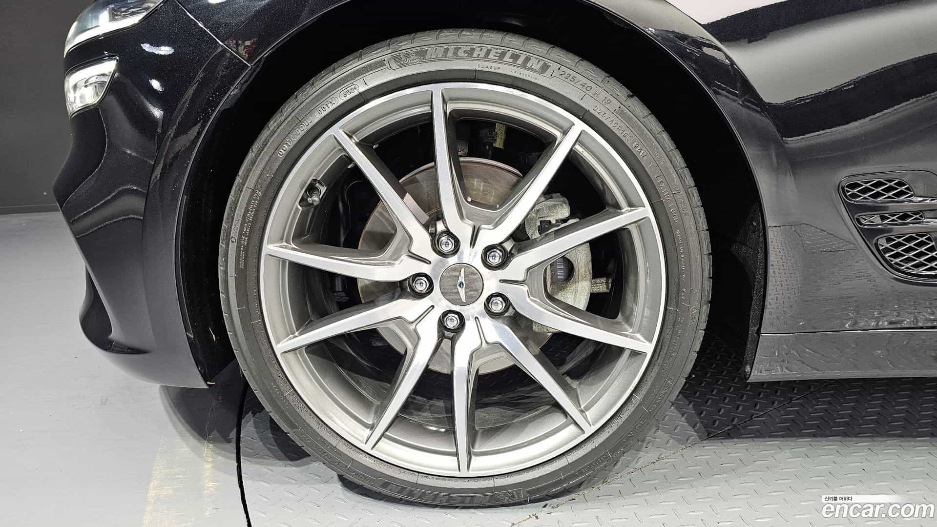 G70 Genesis 2021.11-OUTER-005