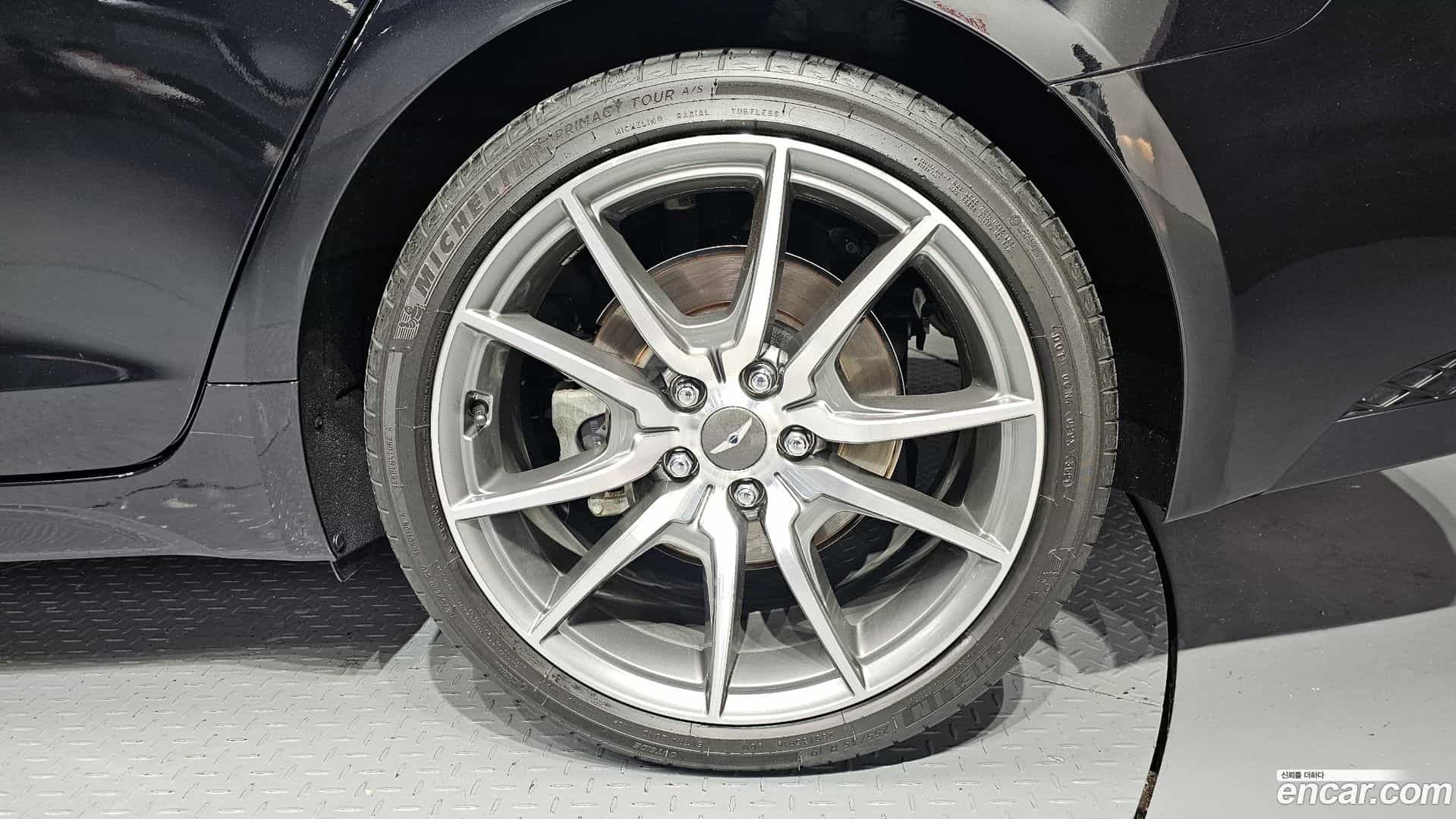 G70 Genesis 2021.11-OUTER-031