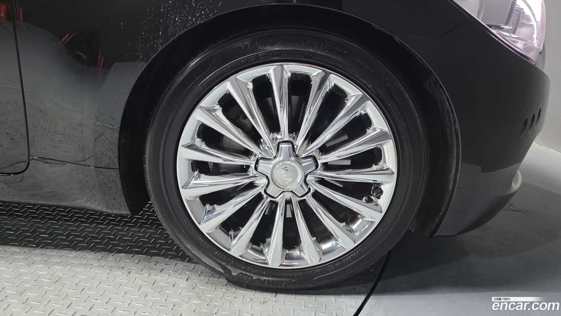 K9 Kia 2015.2-OUTER-031