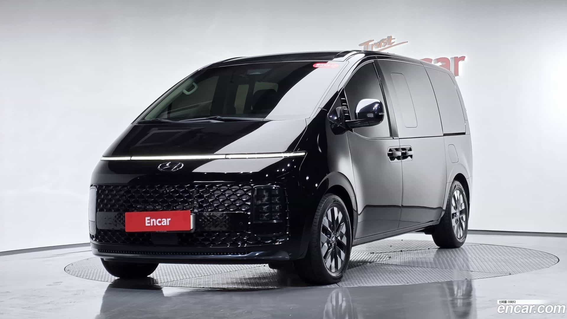 Staria Hyundai 2022.4-THUMBNAIL-011