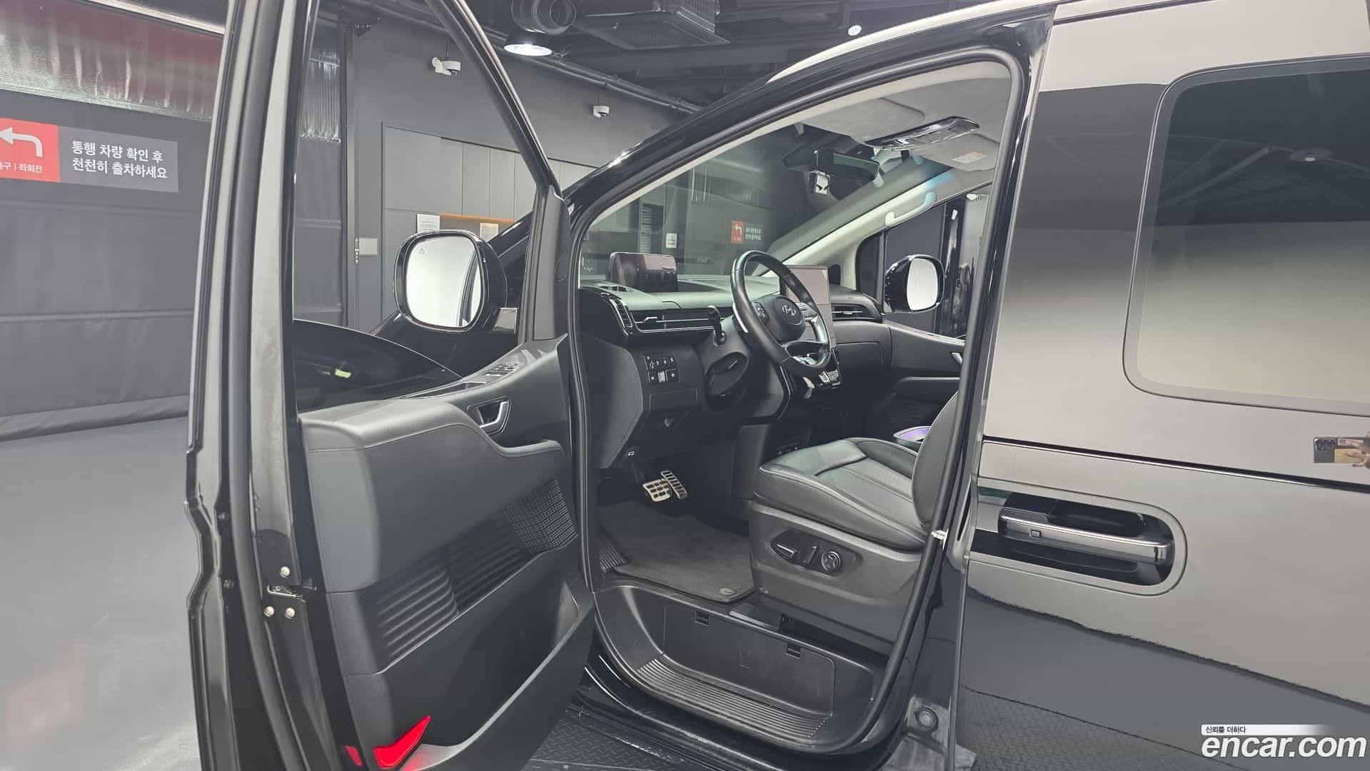 Staria Hyundai 2022.4-INNER-010