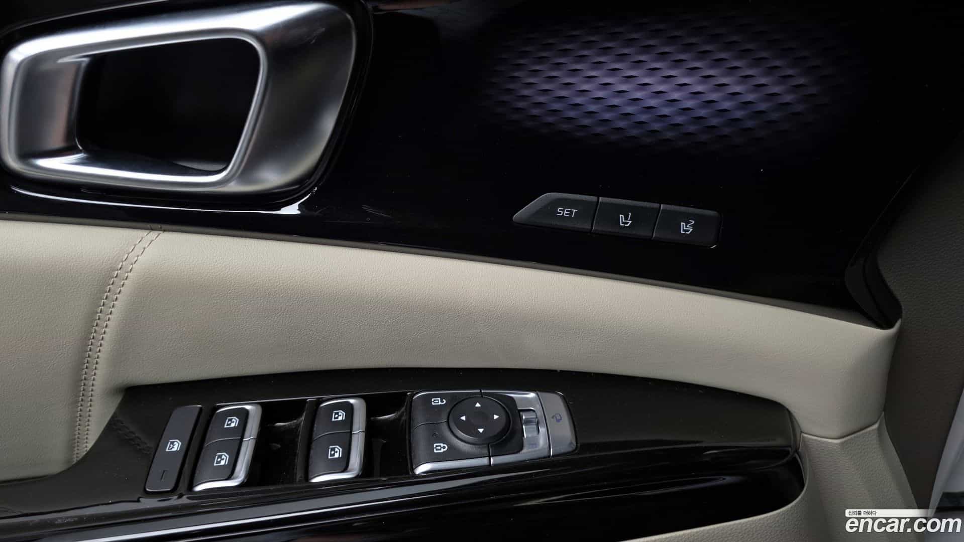Canival Kia 2022.6-OPTION-042